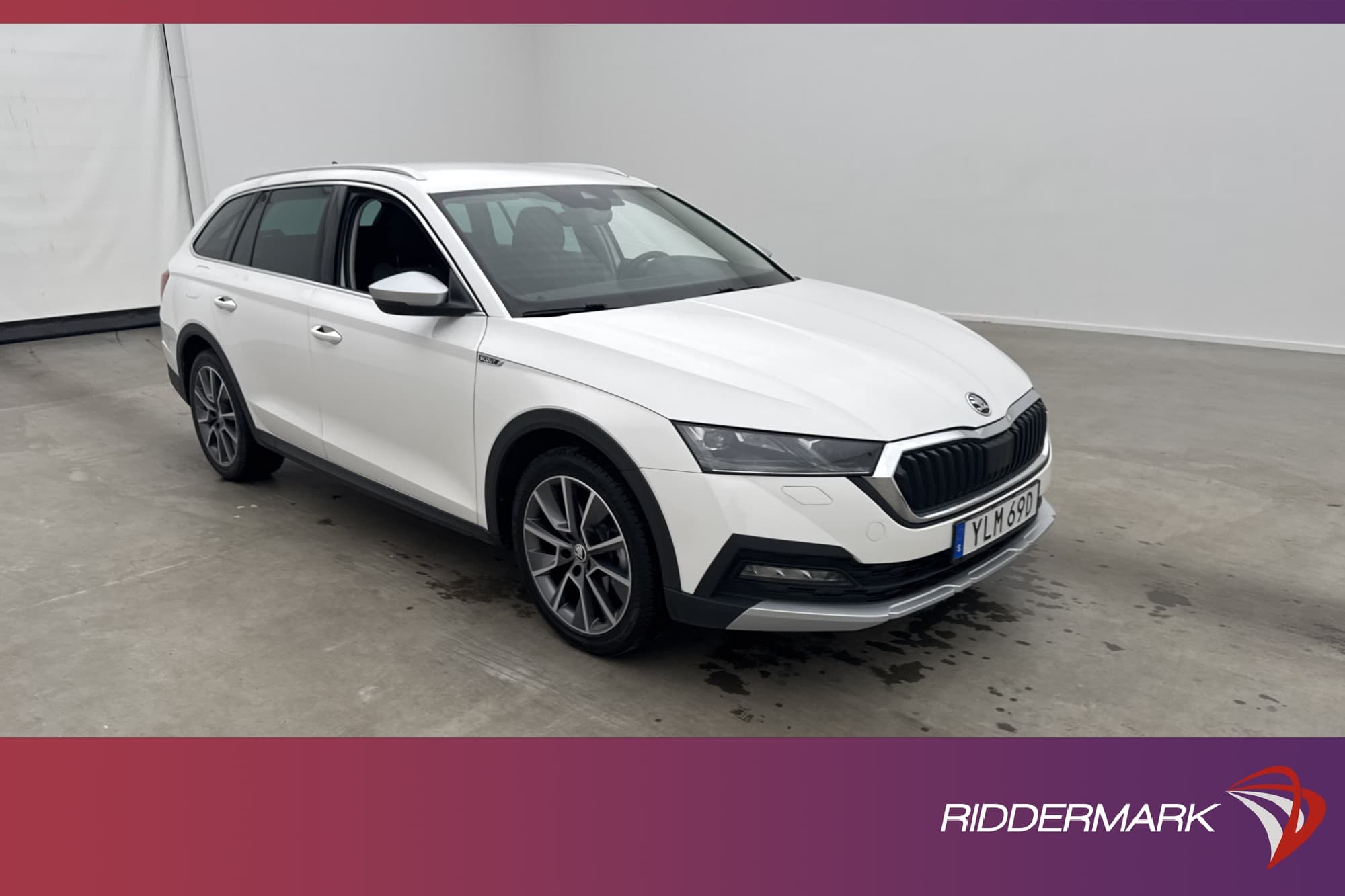Škoda Octavia Scout 2.0 TDI 4x4 Värm Cockpit Kamera Carplay