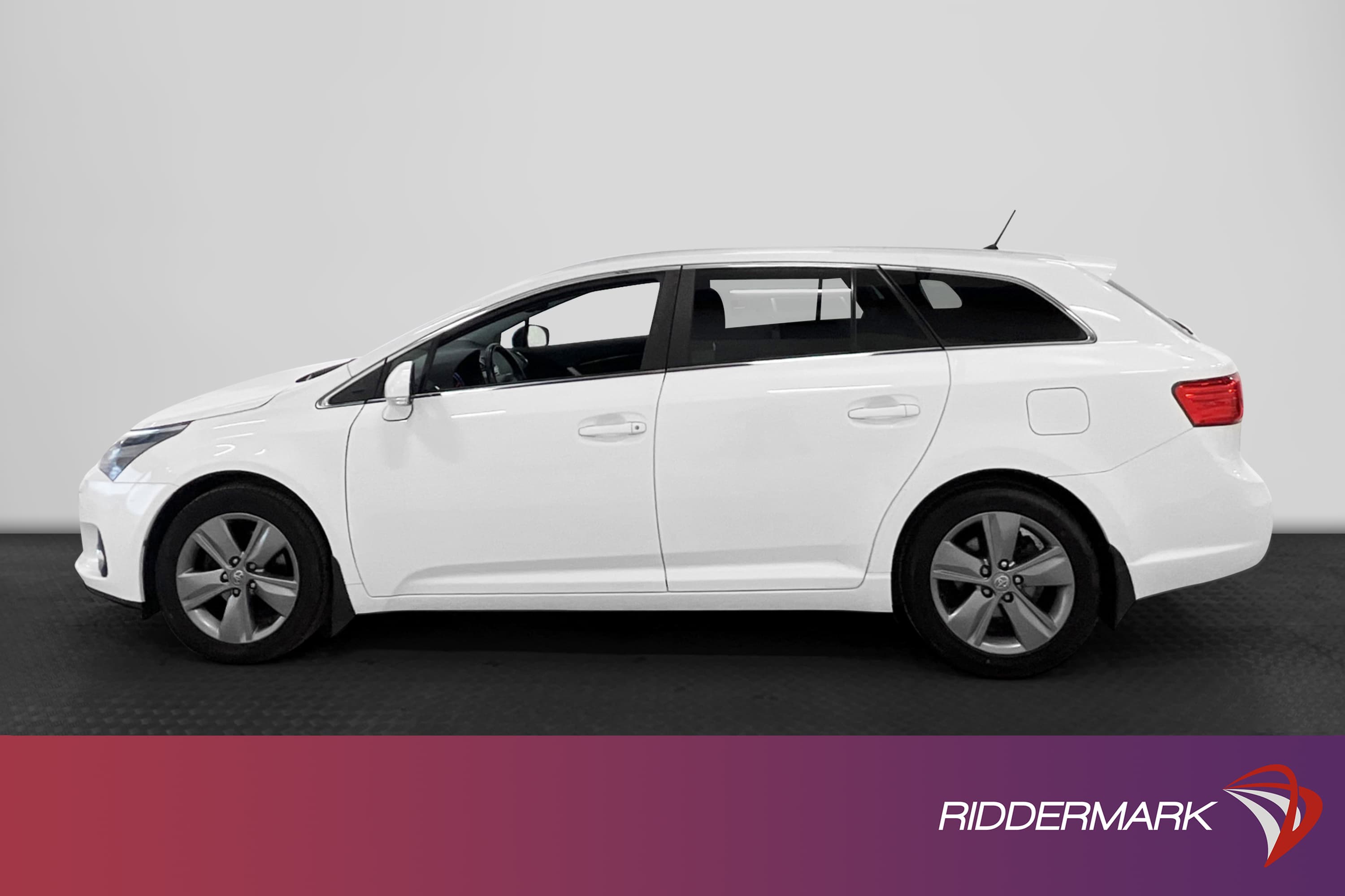 Toyota Avensis 1.8 147hk 1 Bruk