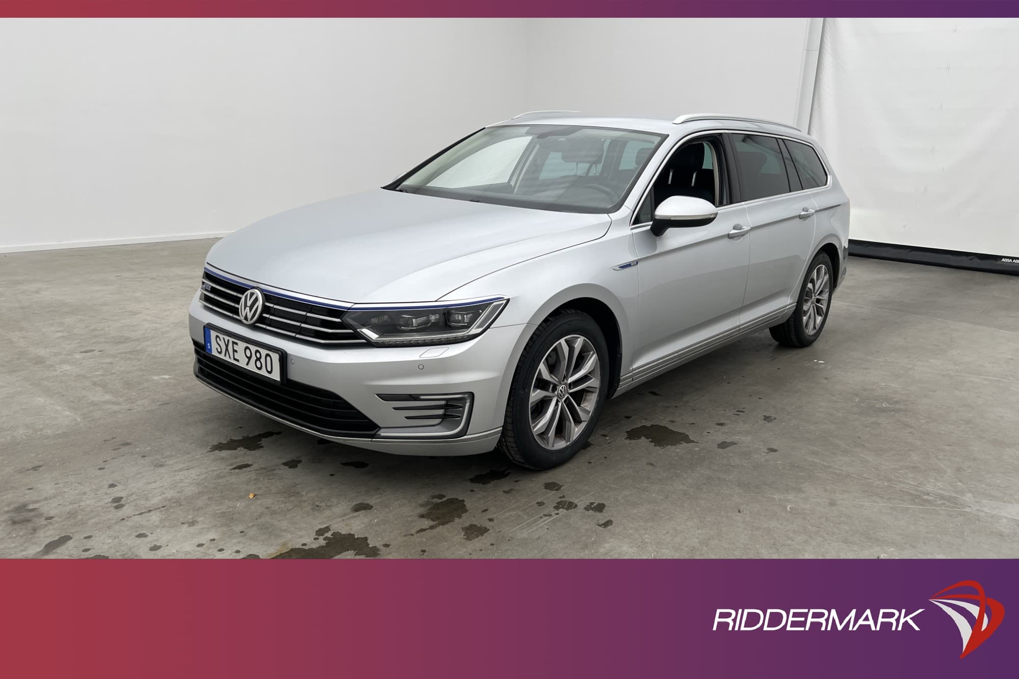 Volkswagen Passat GTE 218hk