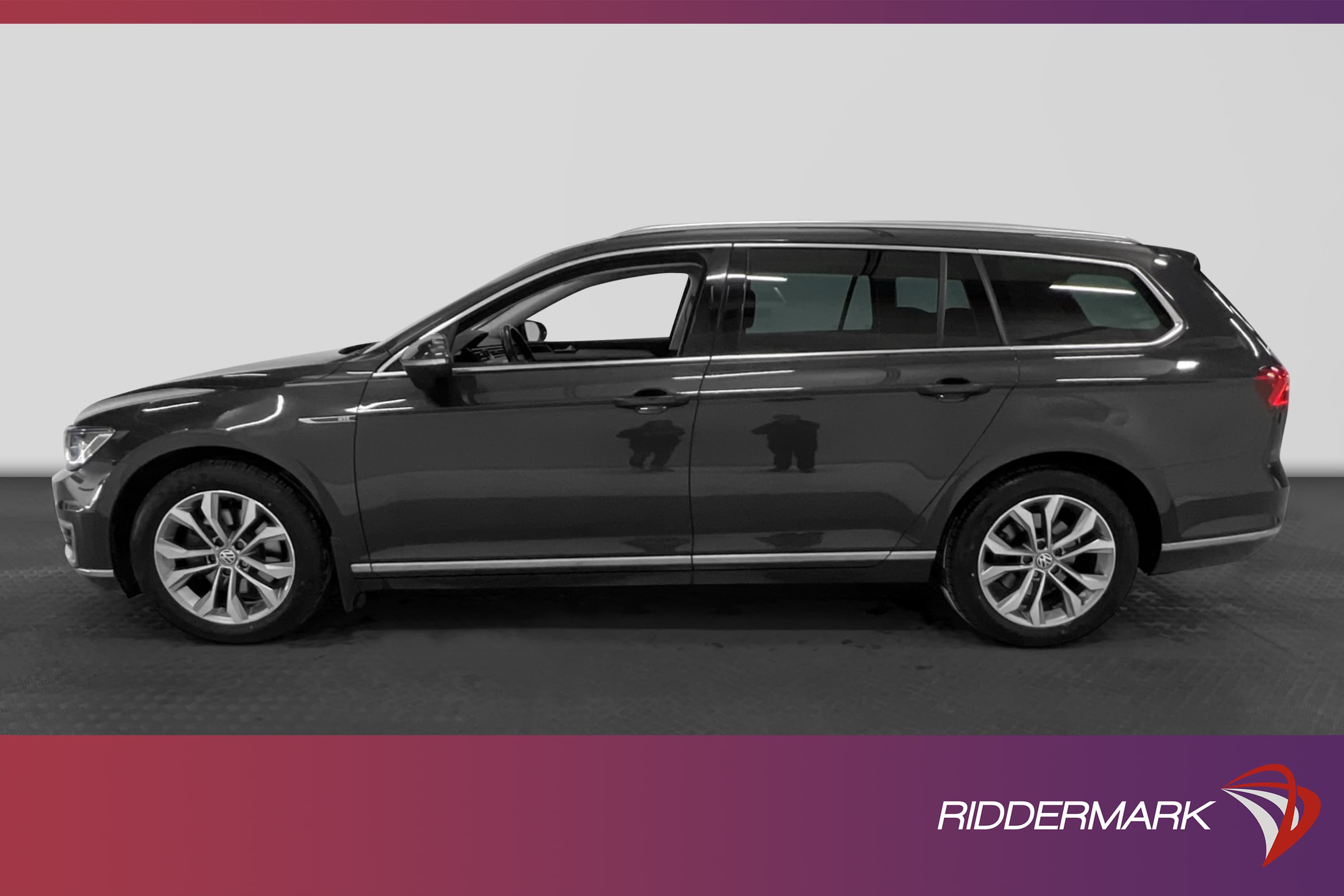 Volkswagen Passat GTE 218hk