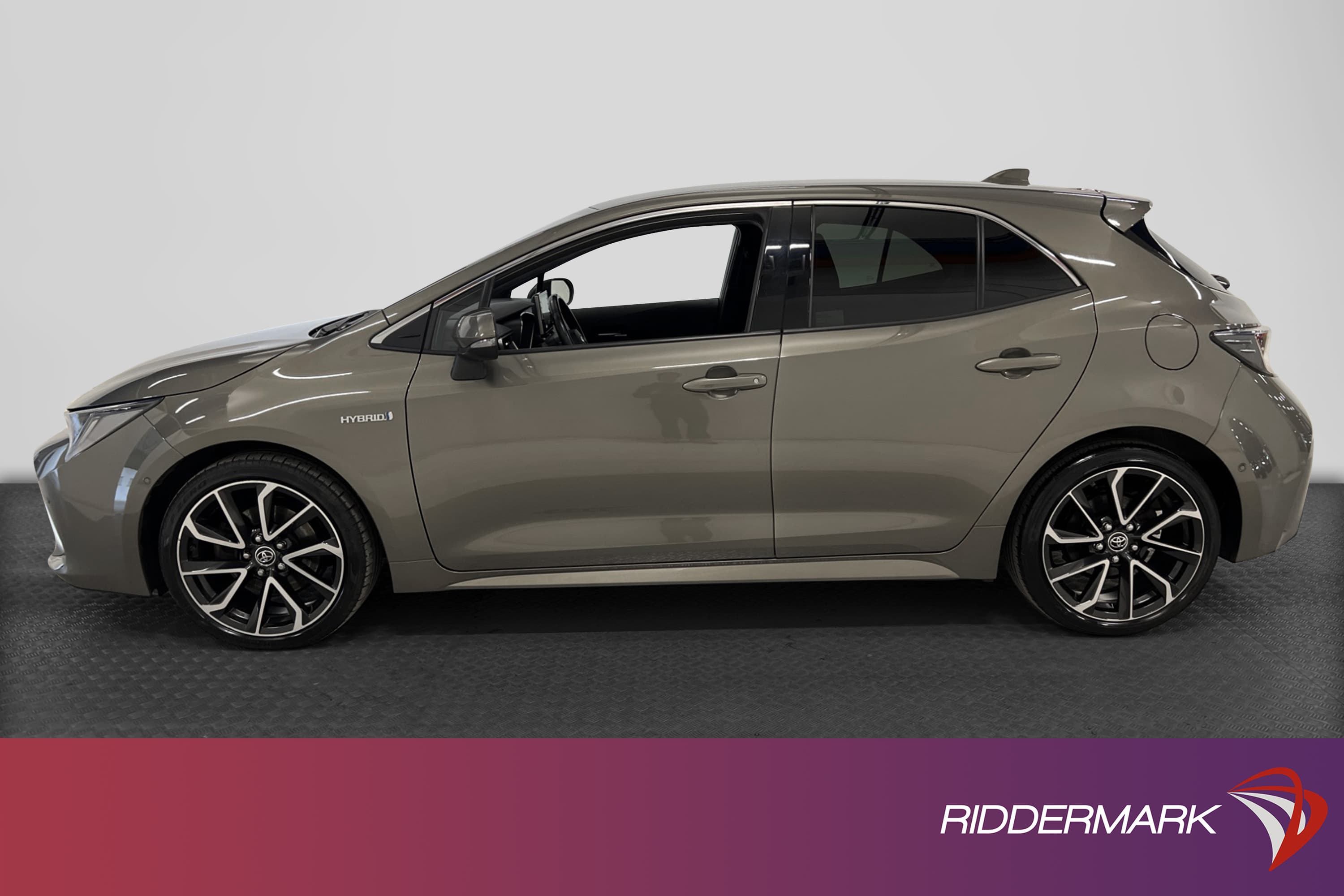 Toyota Corolla Hybrid e-CVT 184hk