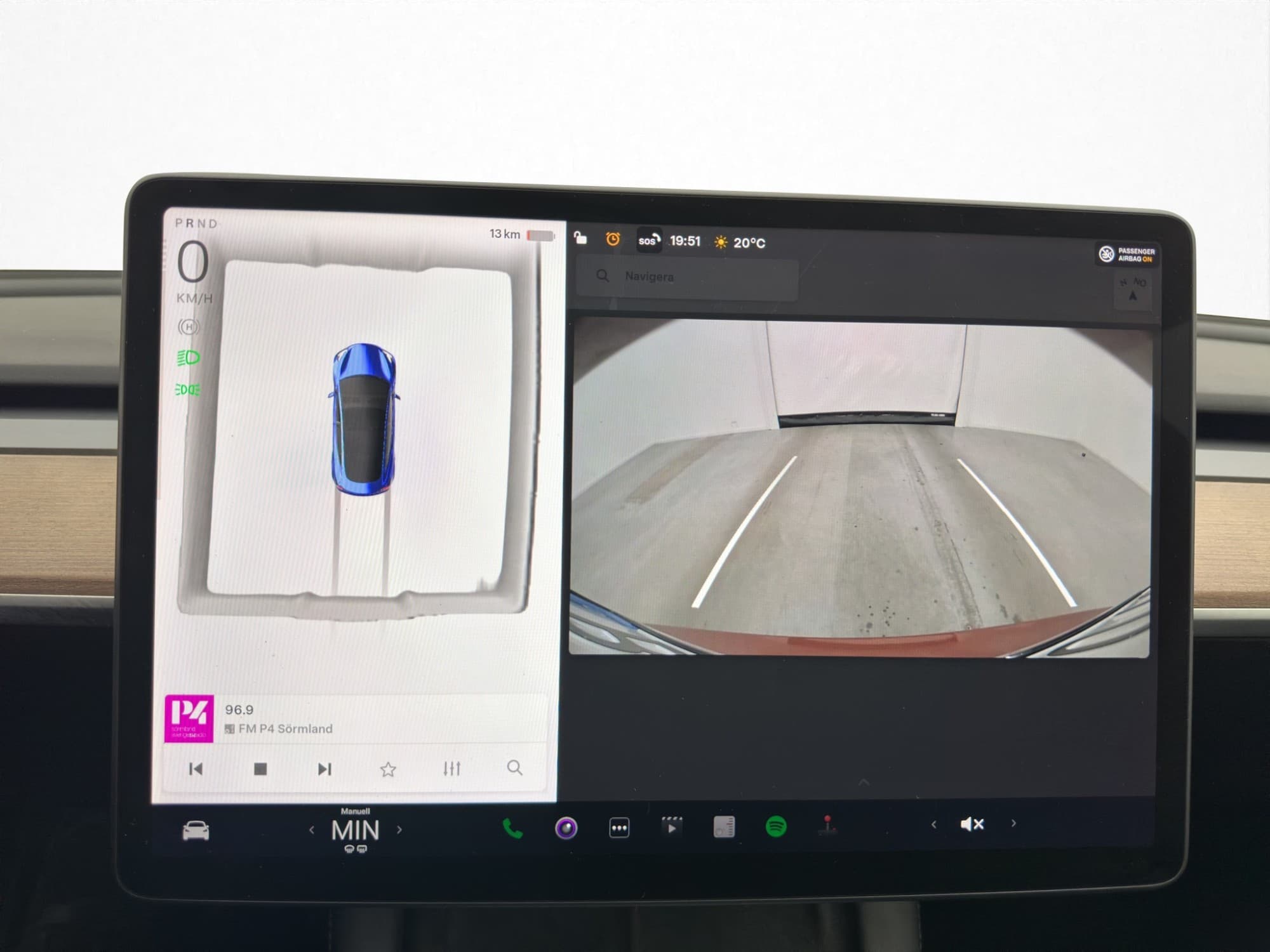 Tesla Model 3 Long Range AWD Svnsksåld Autopilot MOMS