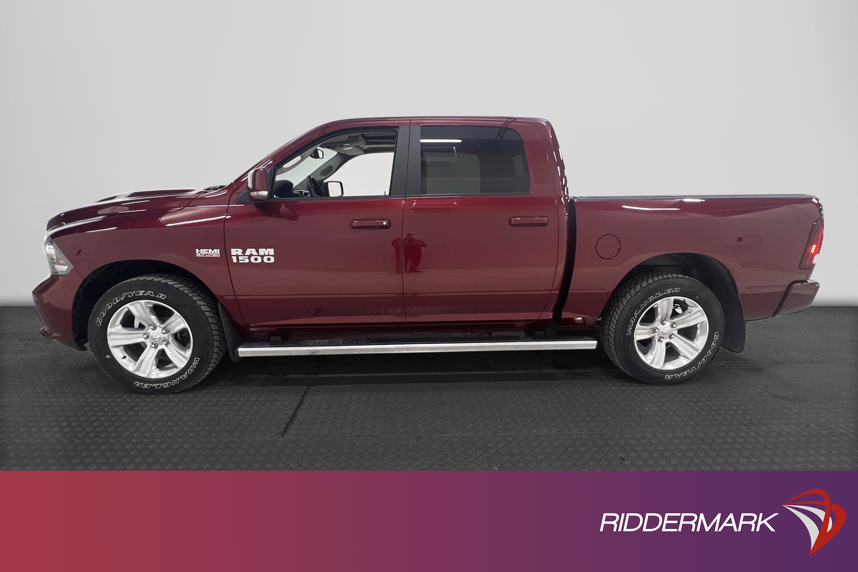 Dodge Ram Sport 5.7 Automat 395hk Luftfjädring Drag Moms