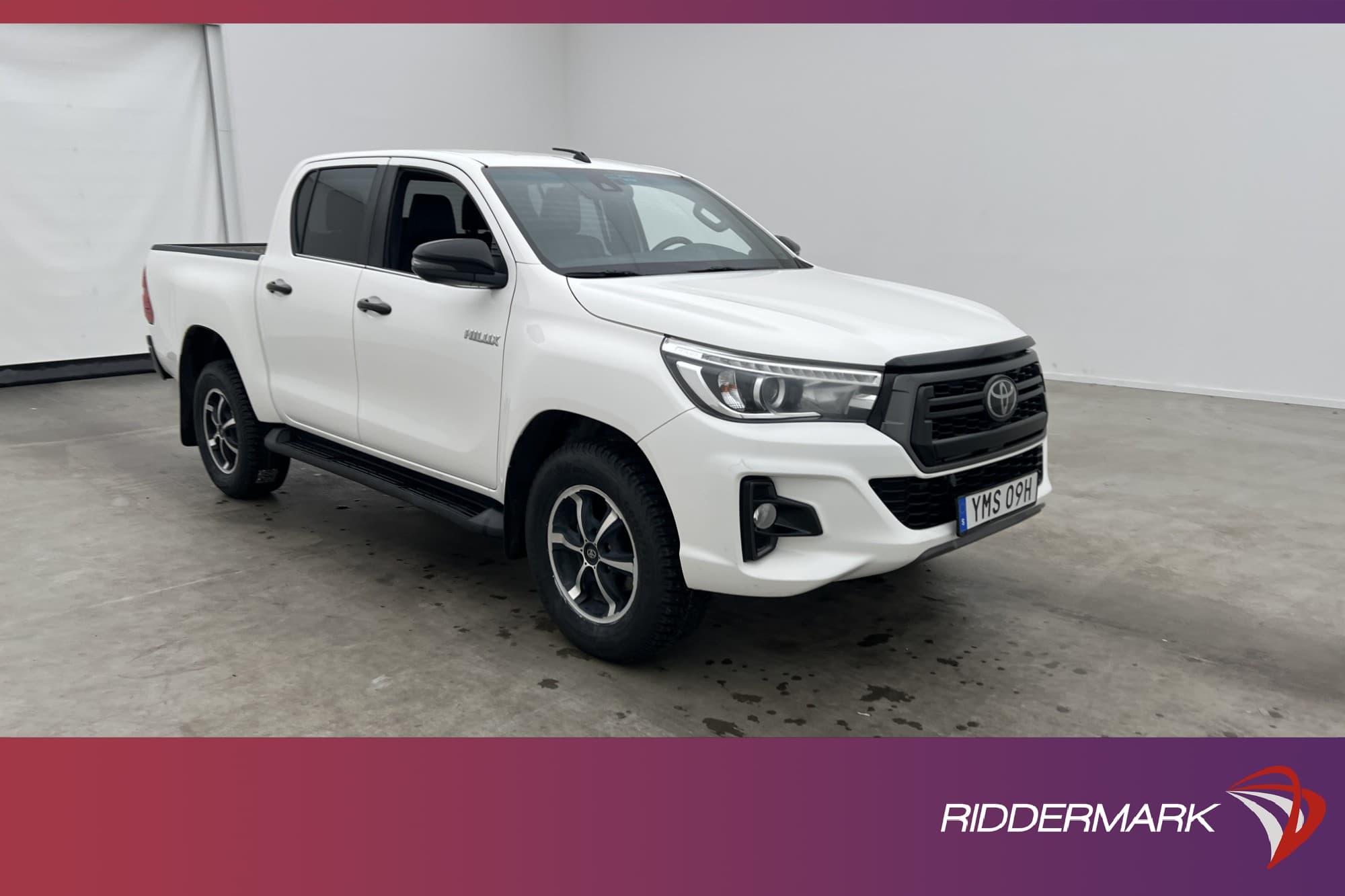 Toyota Hilux Premium 2.4 AWD