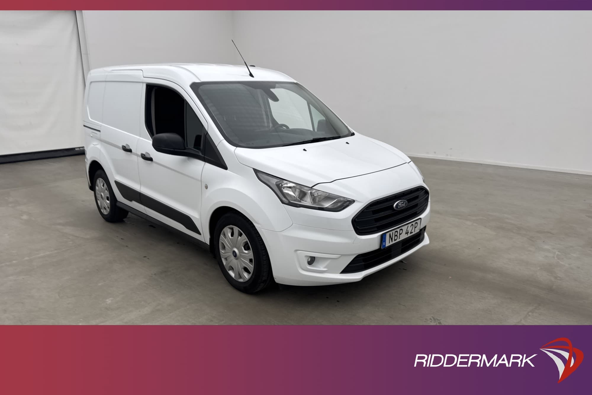 Ford Transit Connect 220
