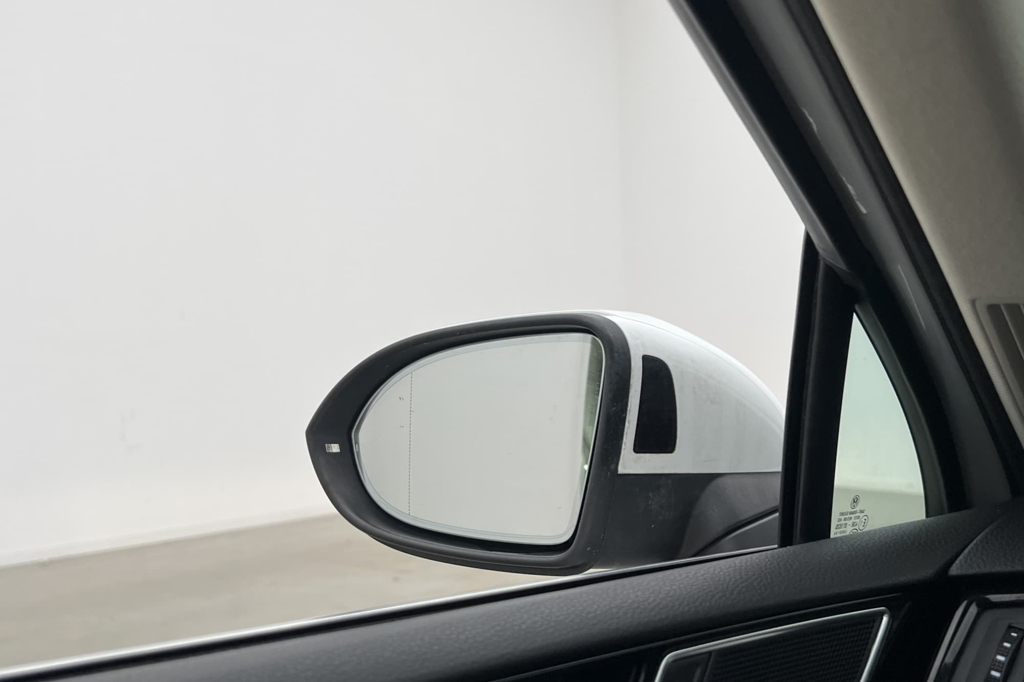 Volkswagen Passat 2.0 TDI 4M 190hk R Line Cockpit DVärm Drag