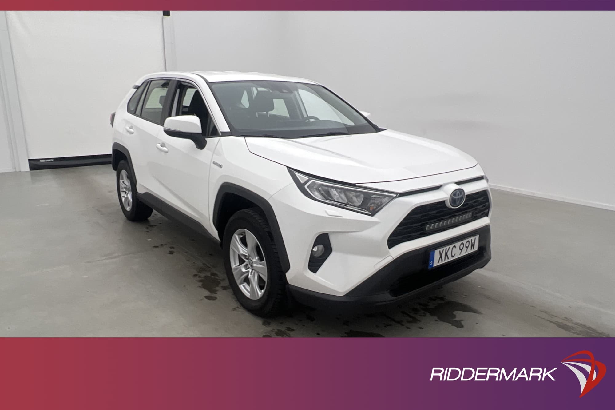 Toyota RAV4 Hybrid AWD 222hk