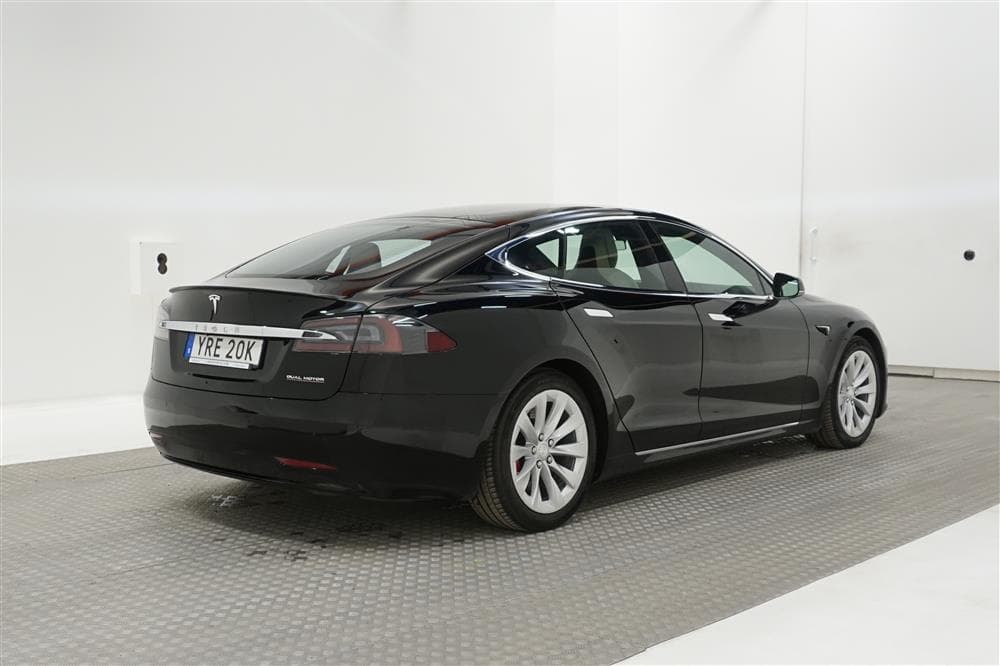 Tesla Model S Performance AWD 761hk Pano Moms Leasbar