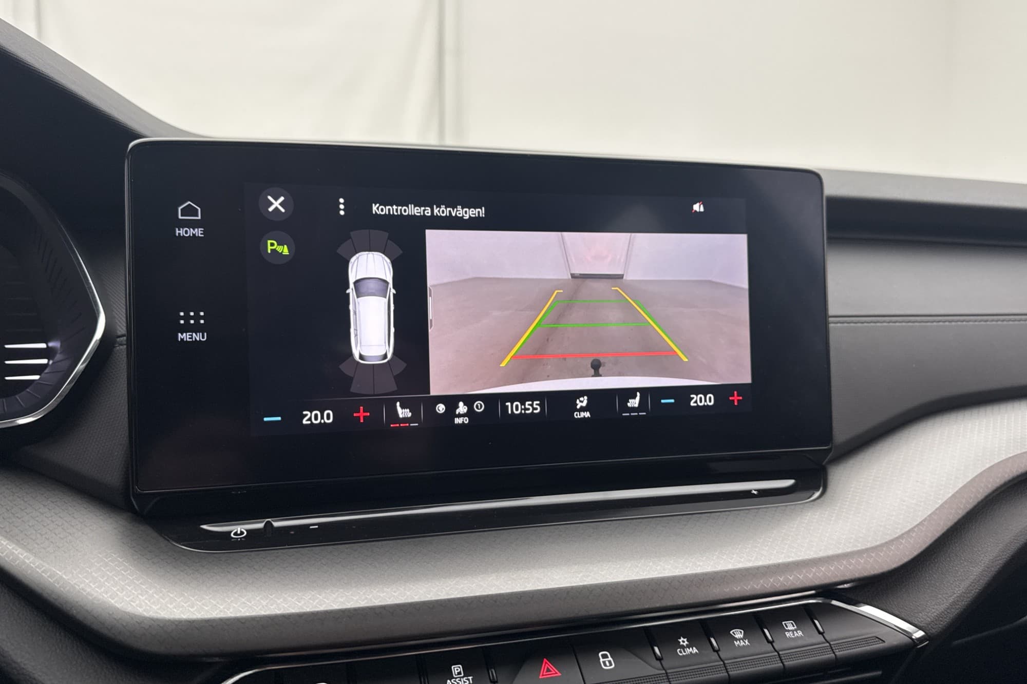 Skoda Octavia Kombi 150hk Panorama Cockpit Värm Kamera Drag