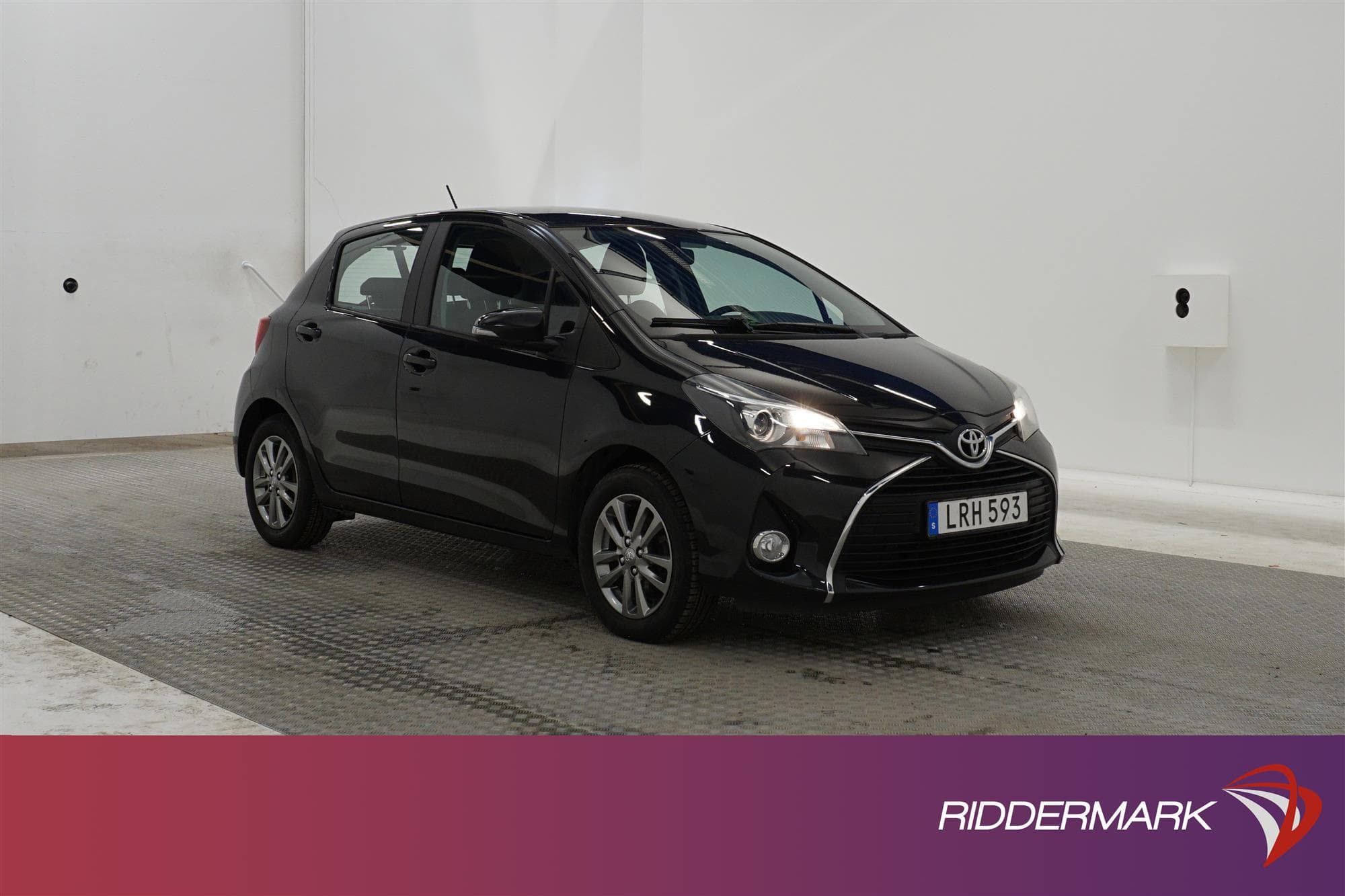 Toyota Yaris 1.33 99hk 1 Brukare  B-Kam Låg Skatt 0,49L/mil