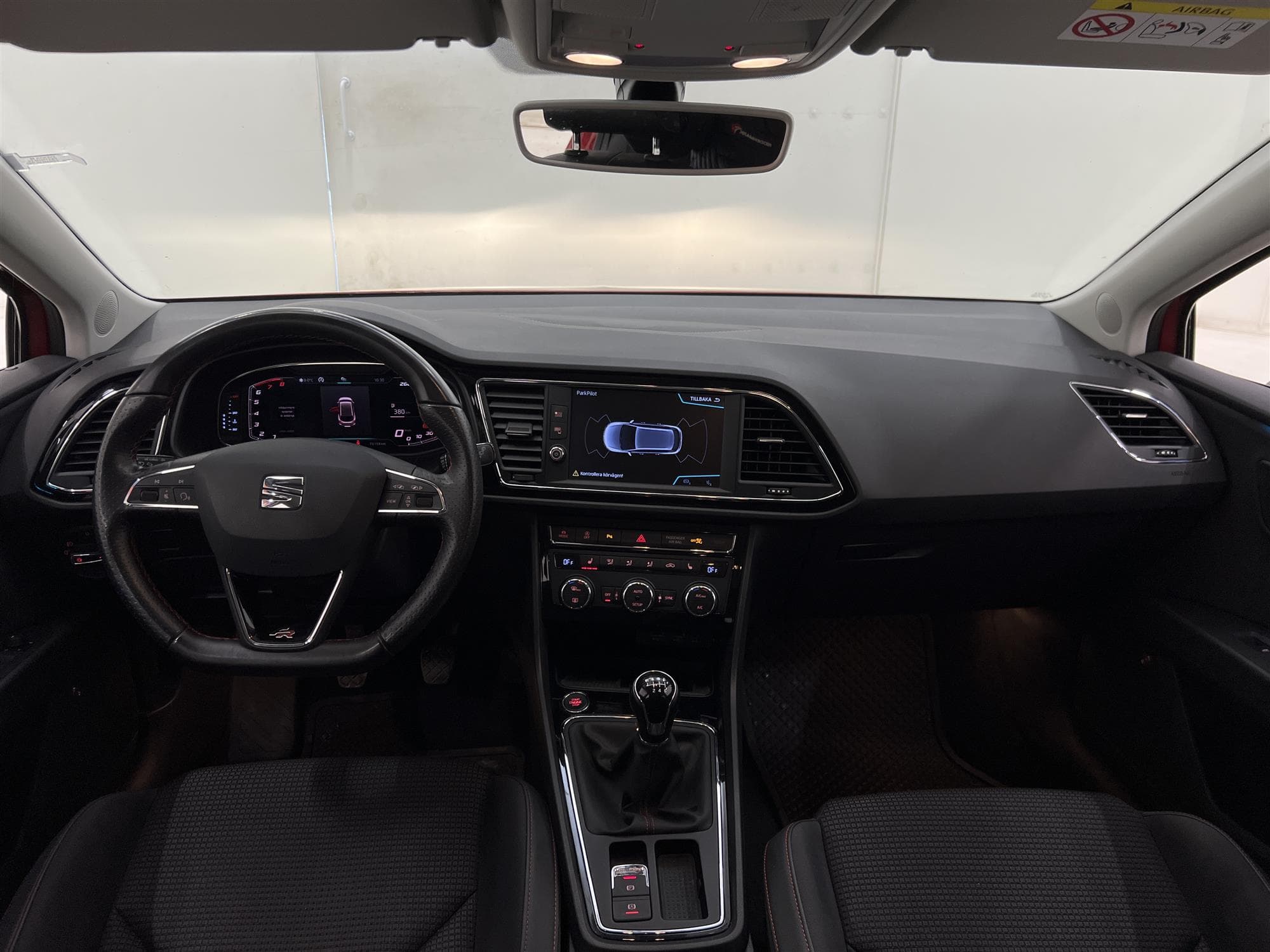 SEAT Leon ST FR 1.5 TSI 130hk 1 Brukare Cockpit 0,42L/mil