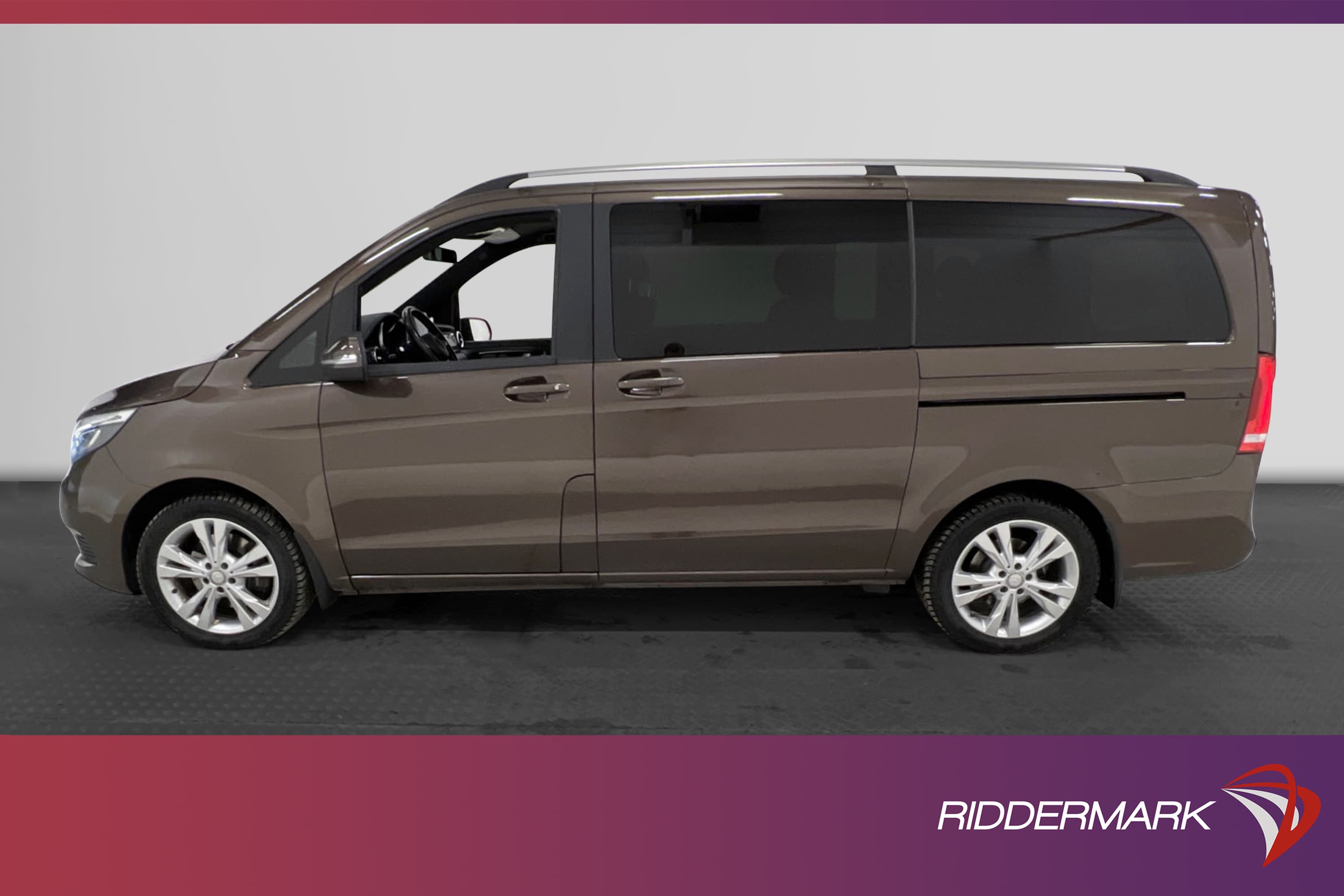 Mercedes-Benz V250 4MATIC