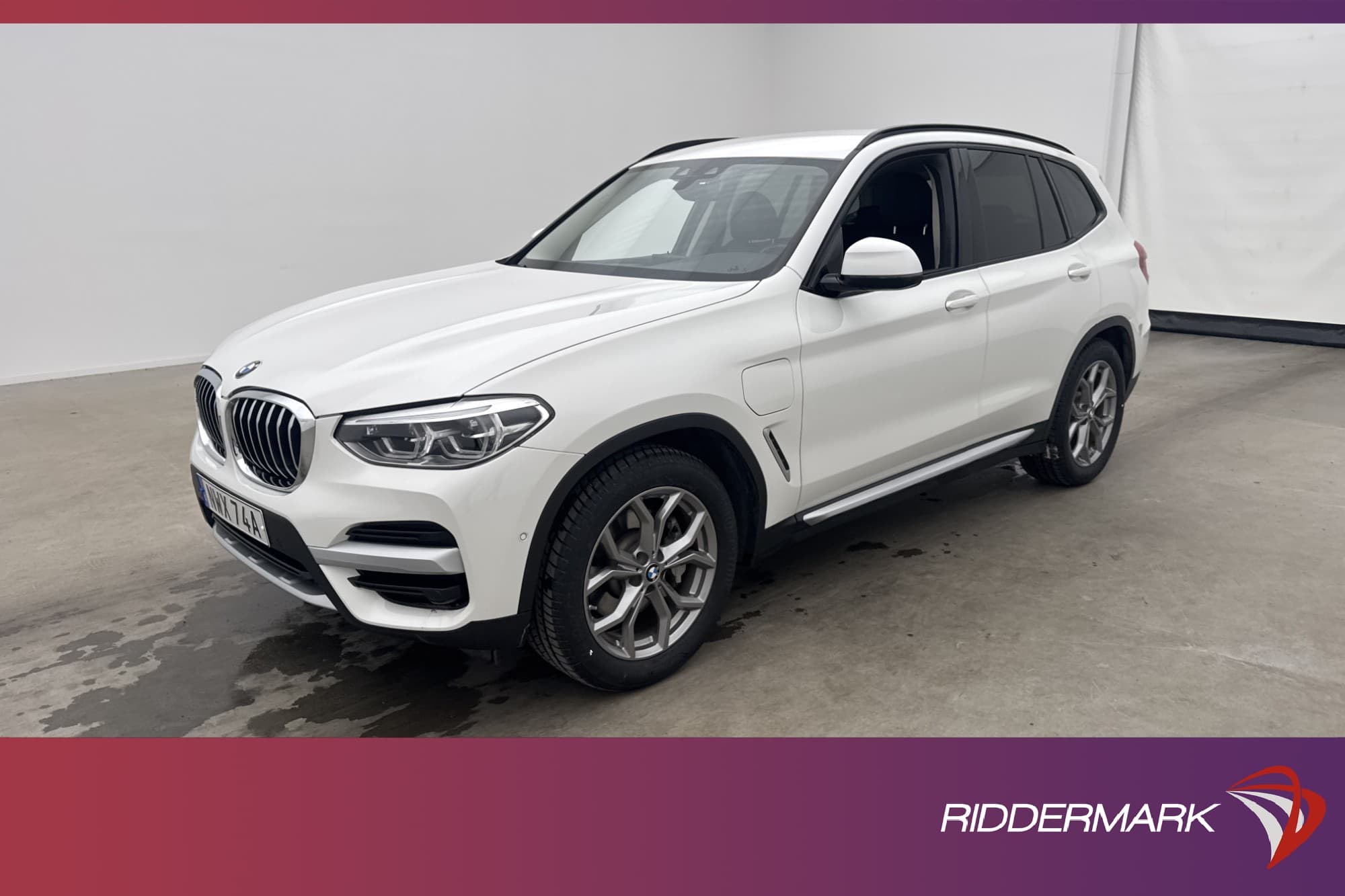 BMW X3 xDrive30e 292hk