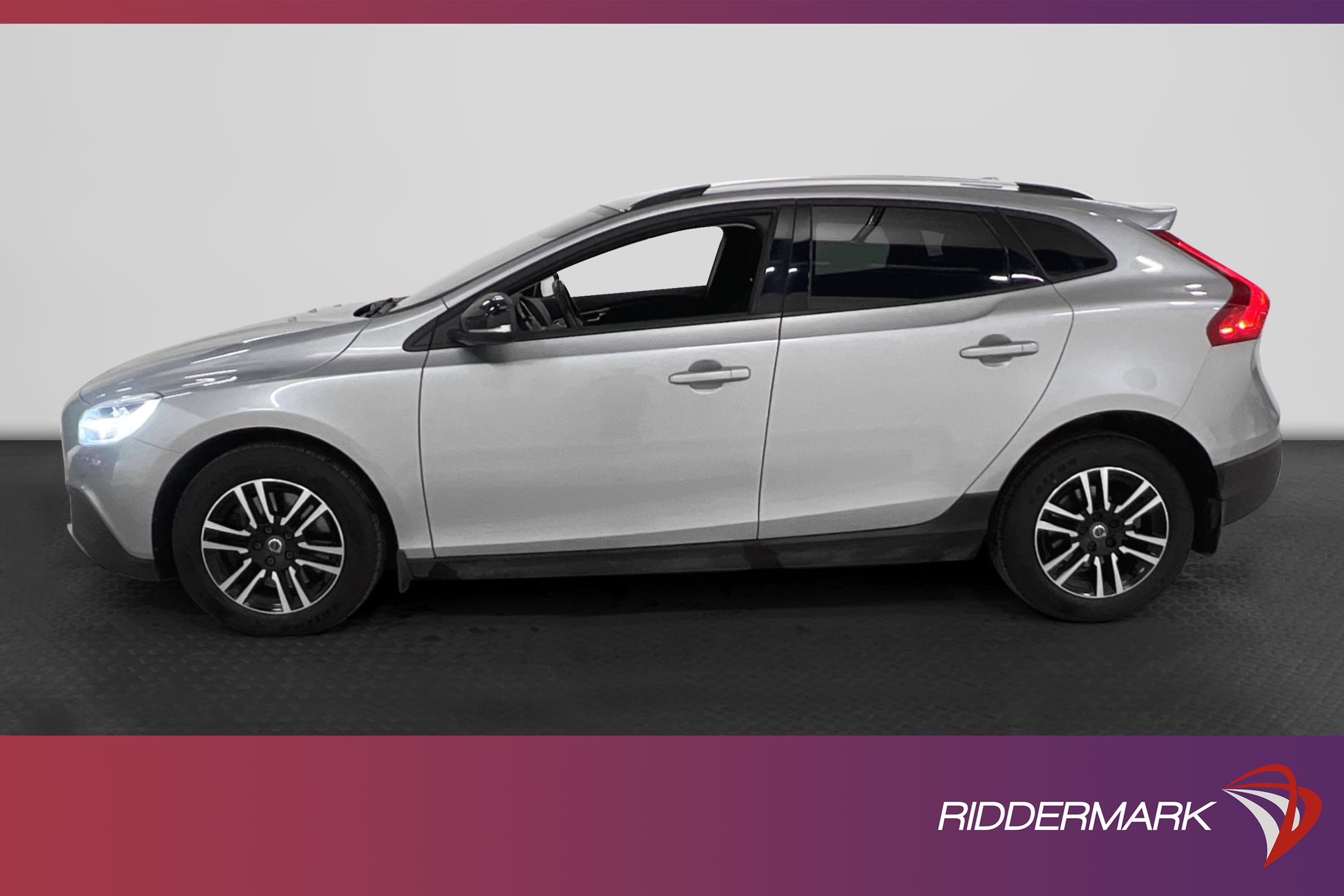 Volvo V40 Cross Country D3 150hk Momentum