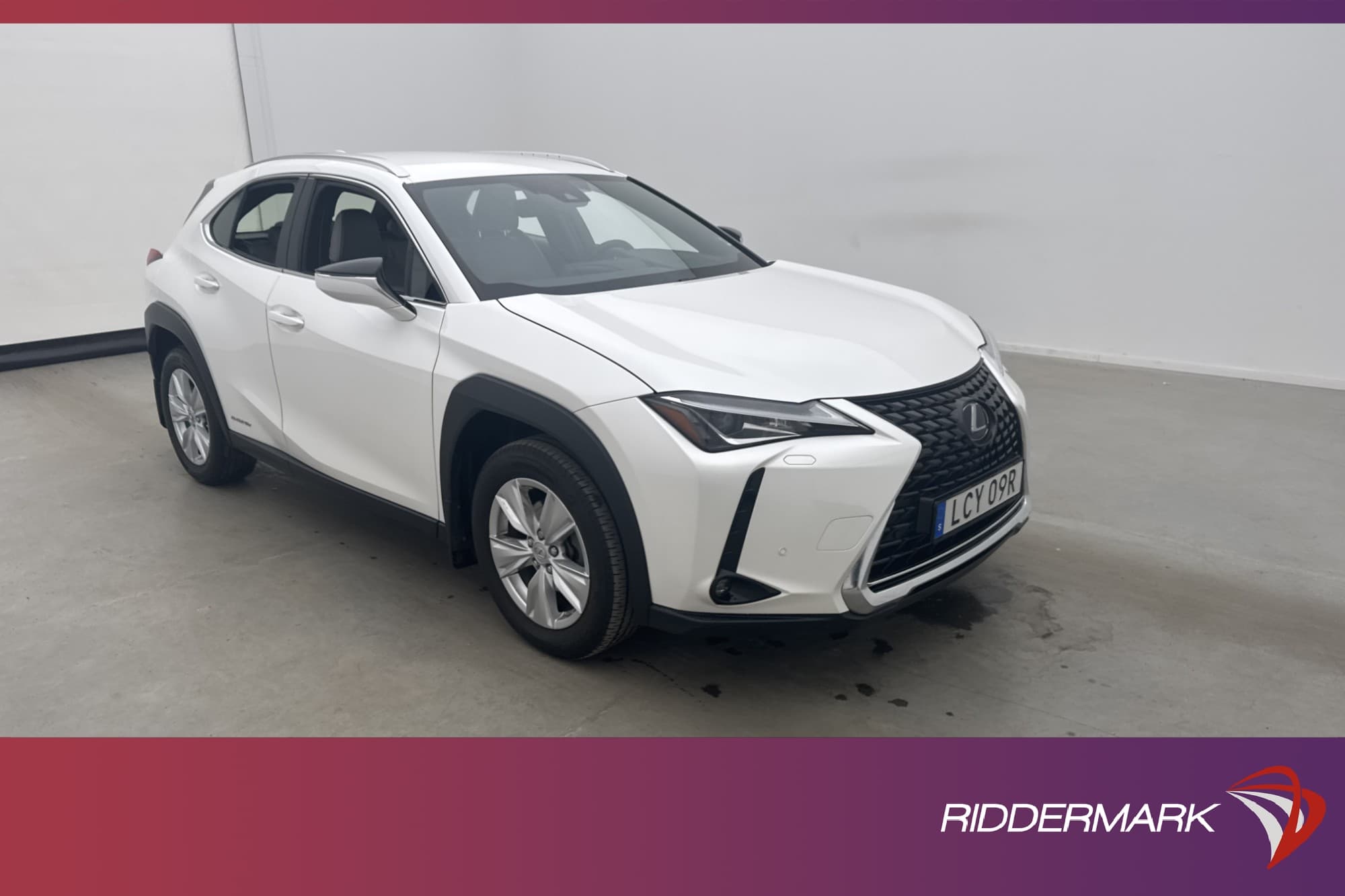 Lexus UX 250h Comfort Teknik Kamera Rattvärme Adaptiv-Fart