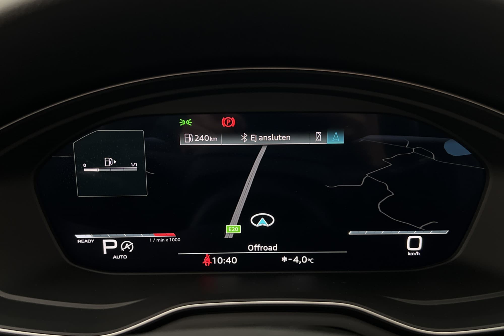 Audi A4 Avant 40 TDI 204hk Q S-Line Skinn Värm Cockpit Drag