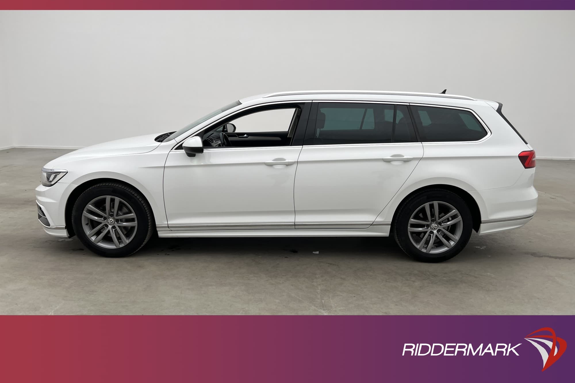 Volkswagen Passat SC 2.0 TDI 190hk R-line Cockpit Dvärm Drag