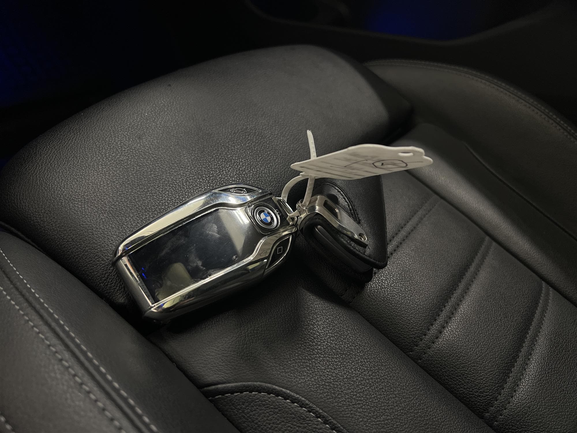 BMW 330i xDrive 258hk M Sport H/K Display Key Navi Drag Värm