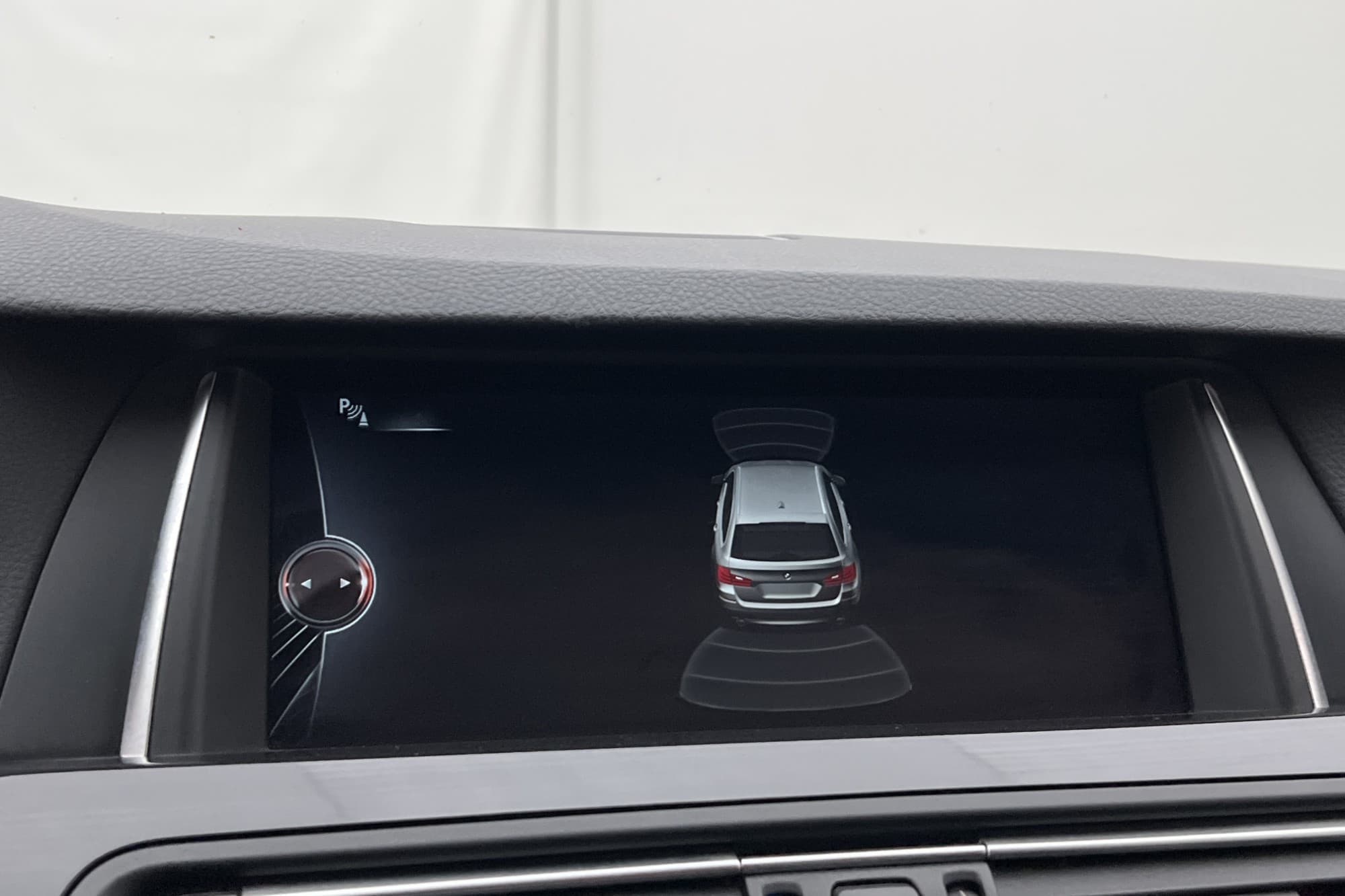 BMW 520d xDrive Touring 190hk Dragkrok Navi P-Sensorer