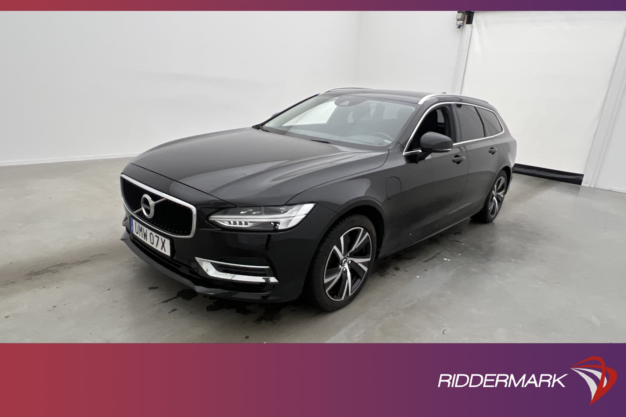 Volvo V90 Recharge T8