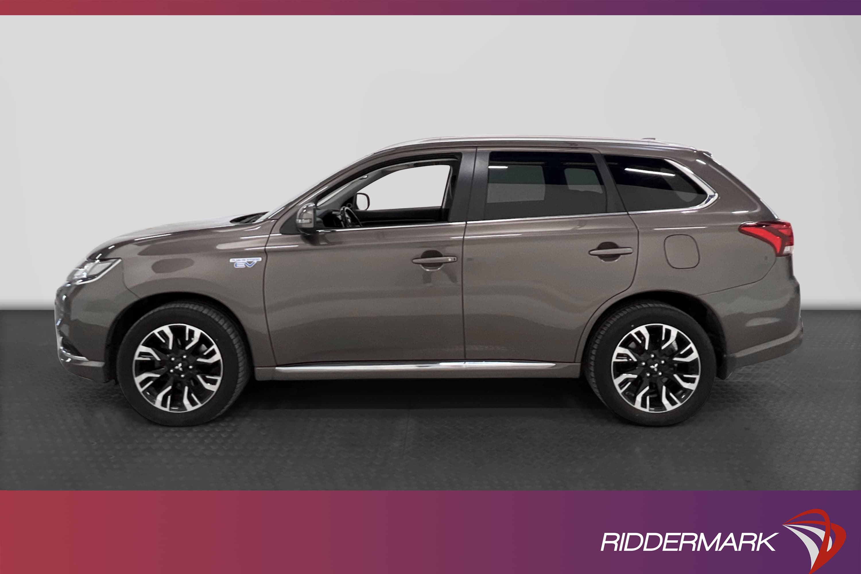 Mitsubishi Outlander 2.0 PHEV 4WD