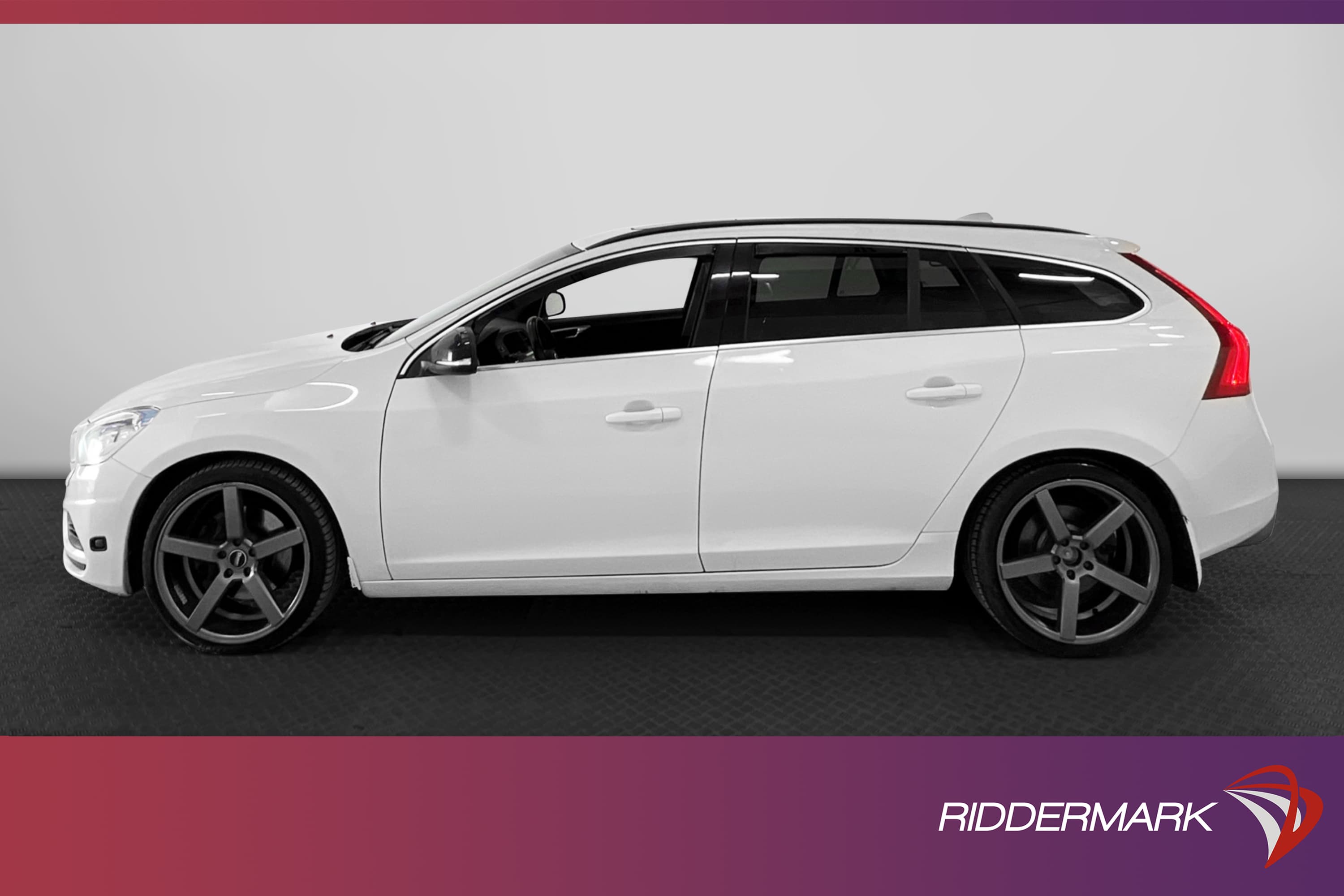 Volvo V60 D4 AWD R-Design