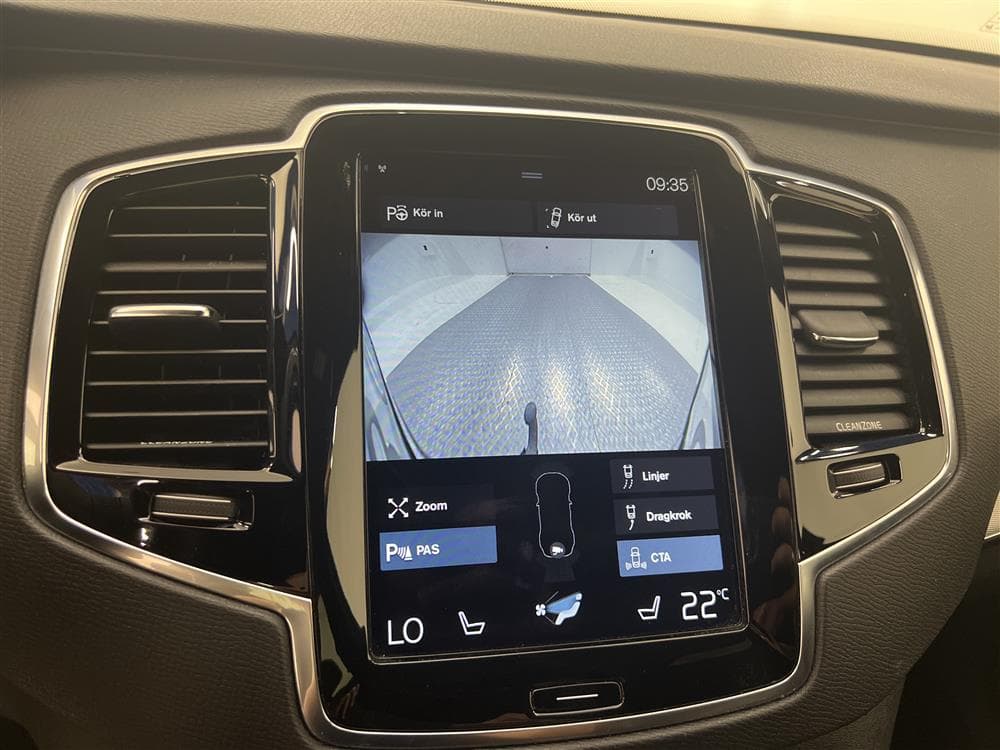 Volvo XC90 D5 225hk AWD Inscription D-Värm VOC B-Kamera Naviinteriör