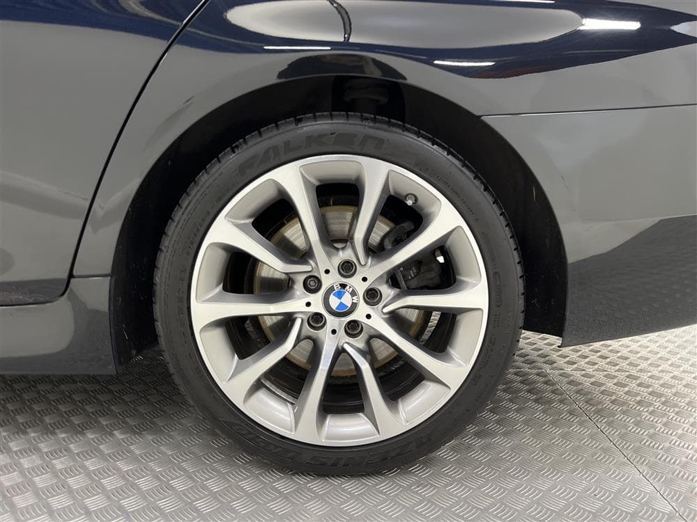 BMW 535 ActiveHybrid 5 306hk Individual H/K Taklucka NaviProinteriör