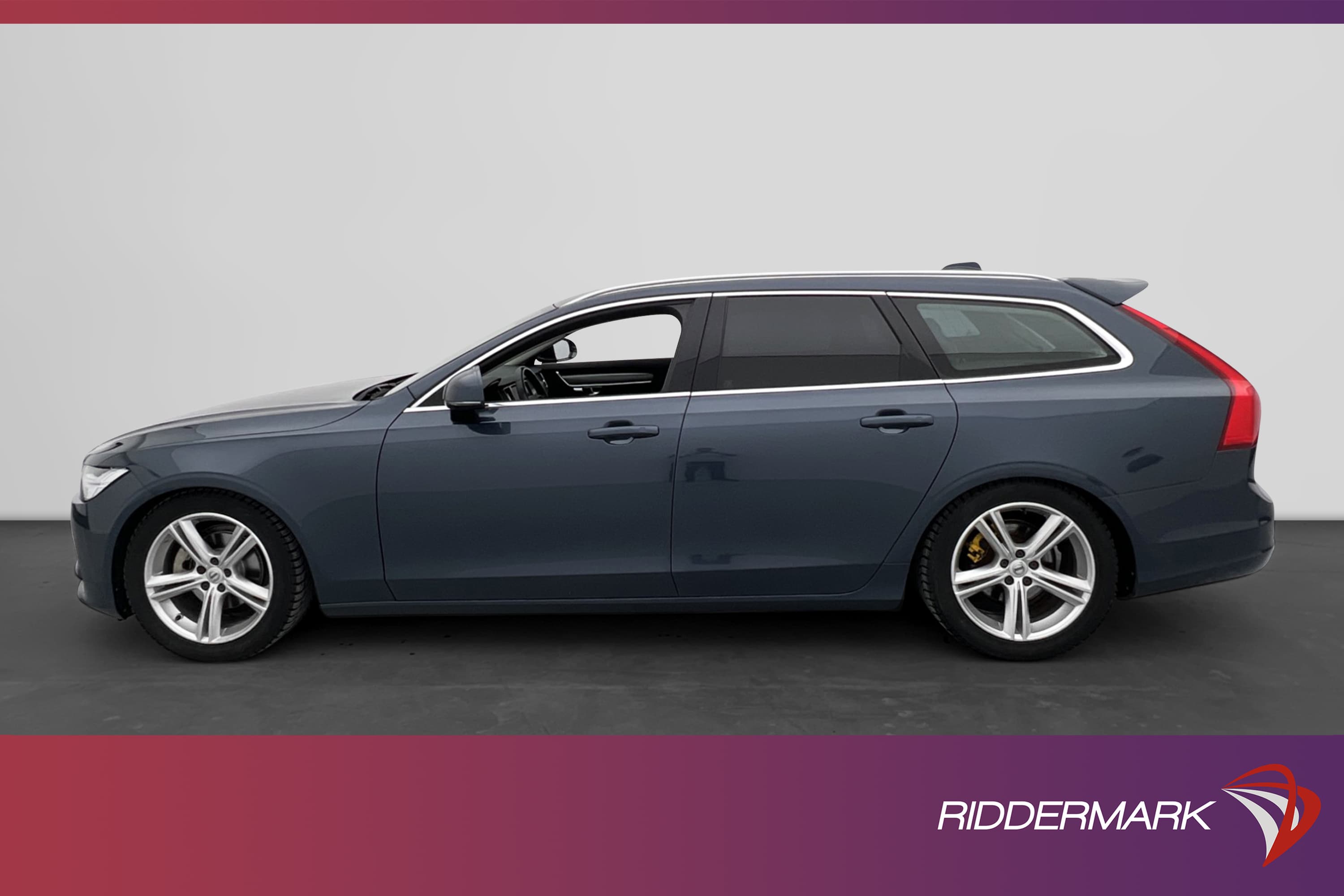 Volvo V90 D4 190hk Momentum Advanced Ed