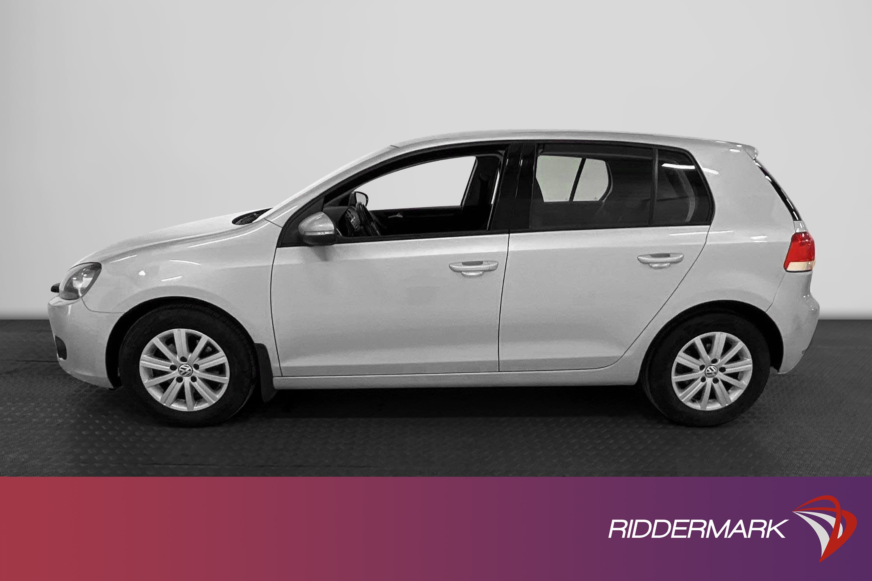Volkswagen Golf 1.6 Multifuel 102hk