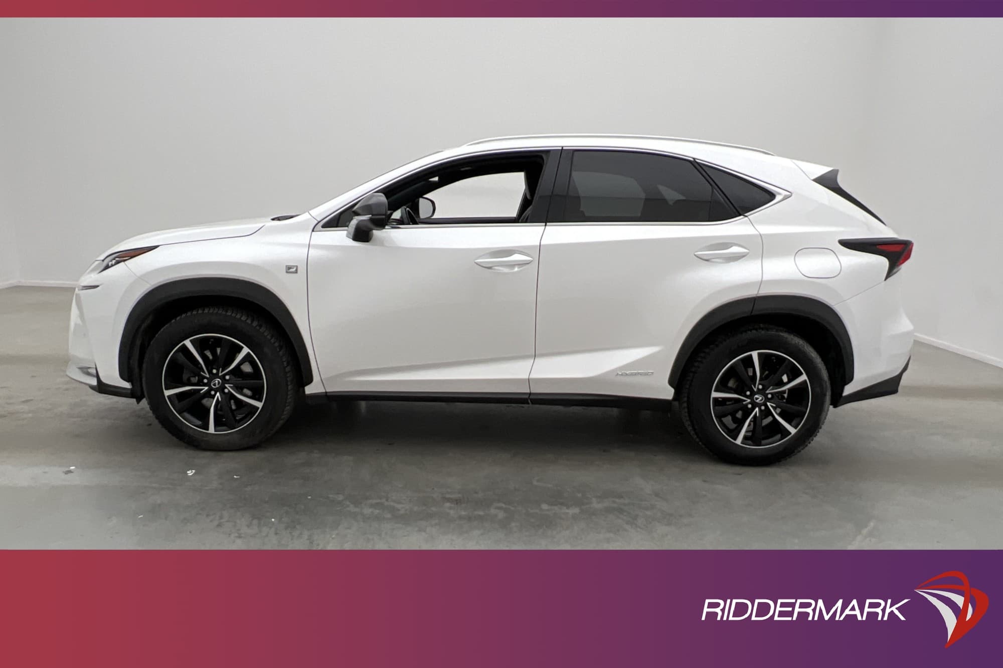Lexus NX 300h 197hk AWD F Sport Skinn B-Kamera Navi Drag