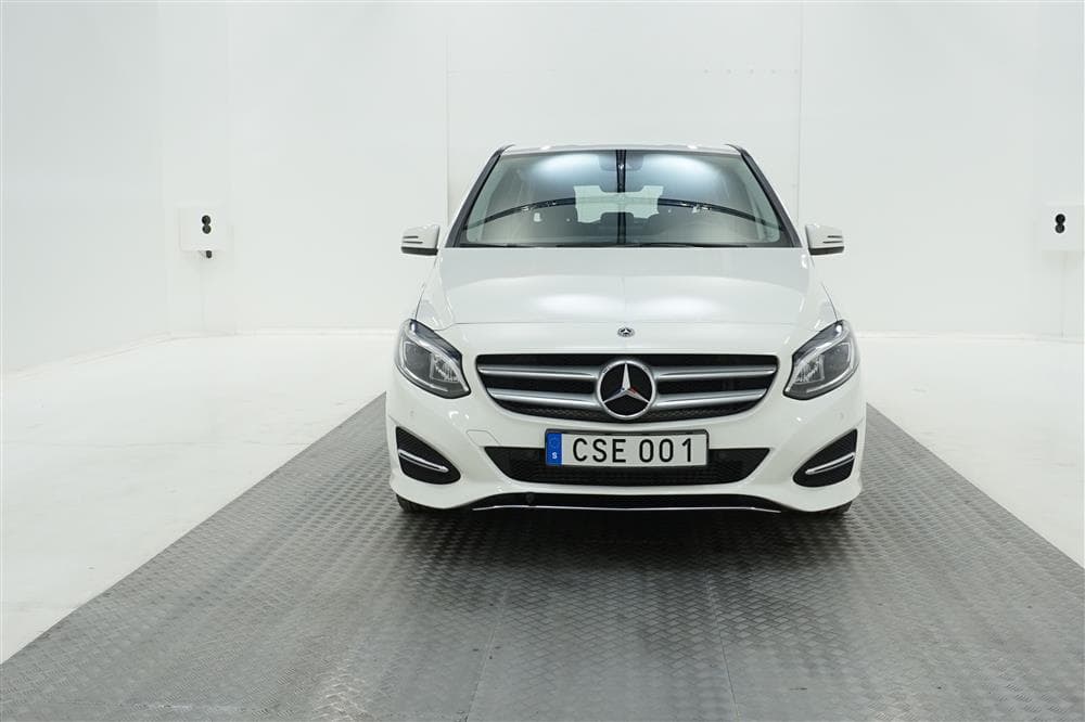 Mercedes-Benz B 180  122hk B-Kam P-Sens Drag M-Värm exteriör