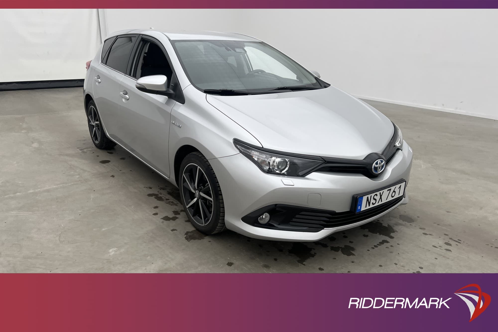 Toyota Auris Hybrid 136hk Kamera Navi Endast 2910 Mil!! 