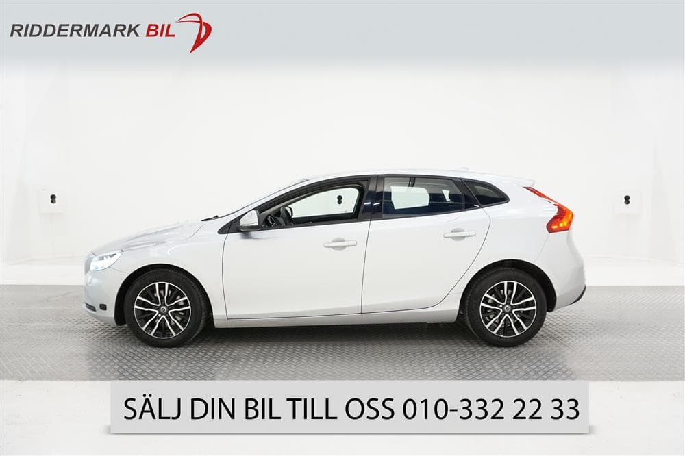 Volvo V40 T2 122hk