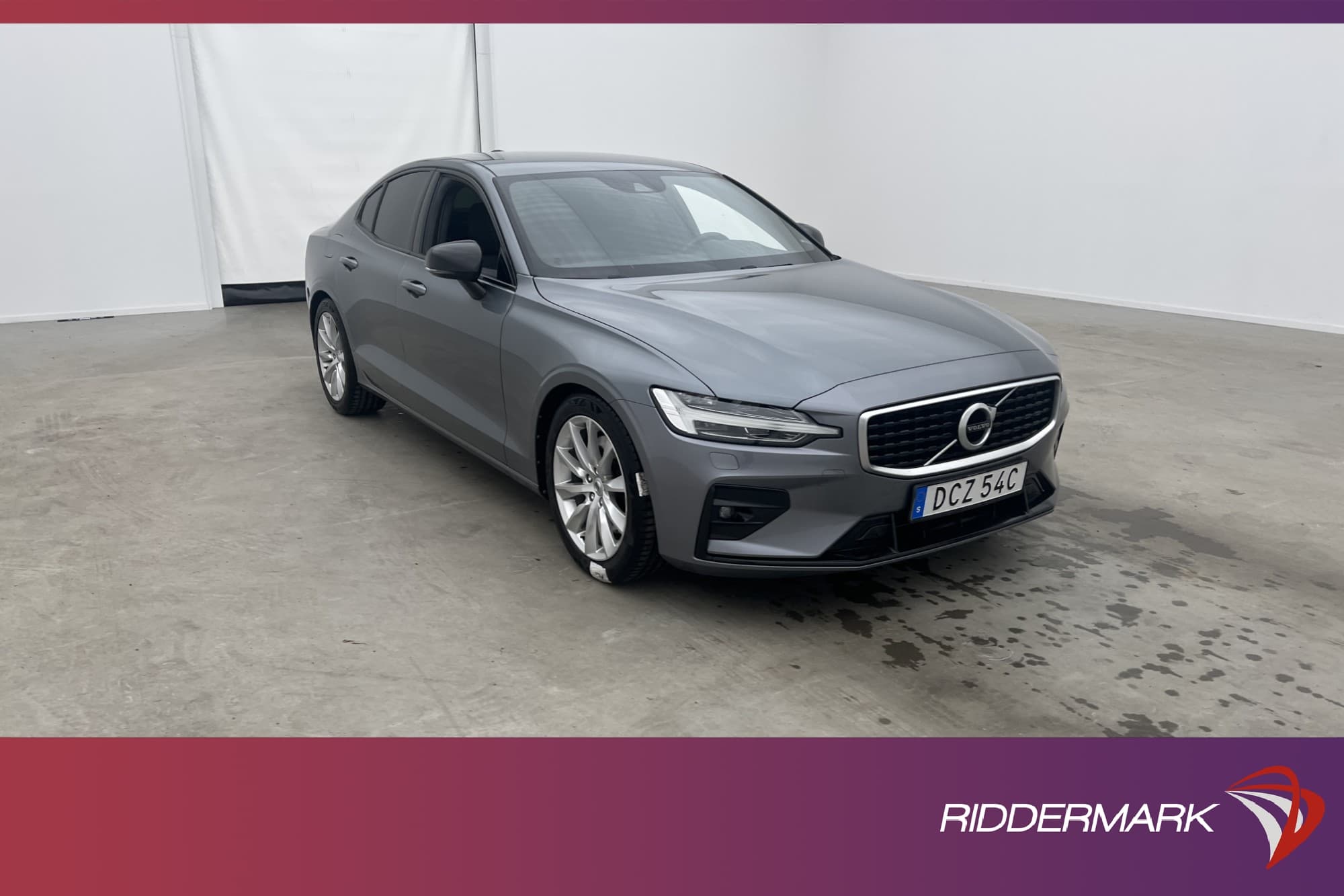 Volvo S60 T5 250hk R-Design H/K VOC Navi D-Värmare B-Kam