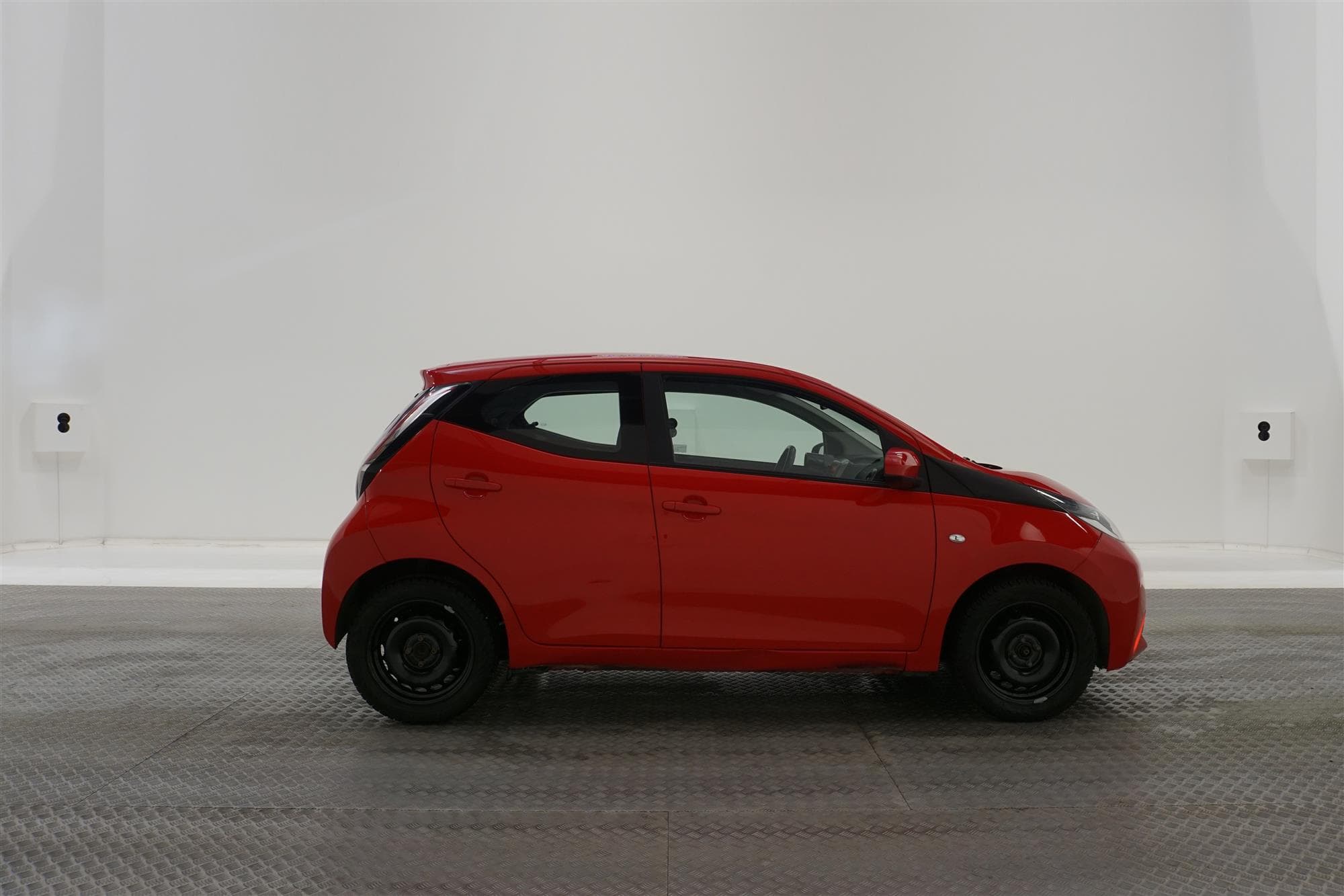 Toyota  Aygo 1.0 VVT-i 69hk Låg Skatt Nyservad 0,36L/mil