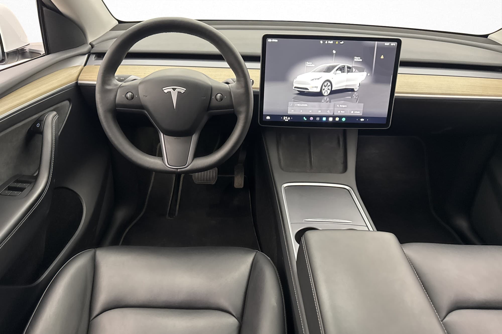 Tesla Model Y Standard Range Autopilot Svenksåld MOMS