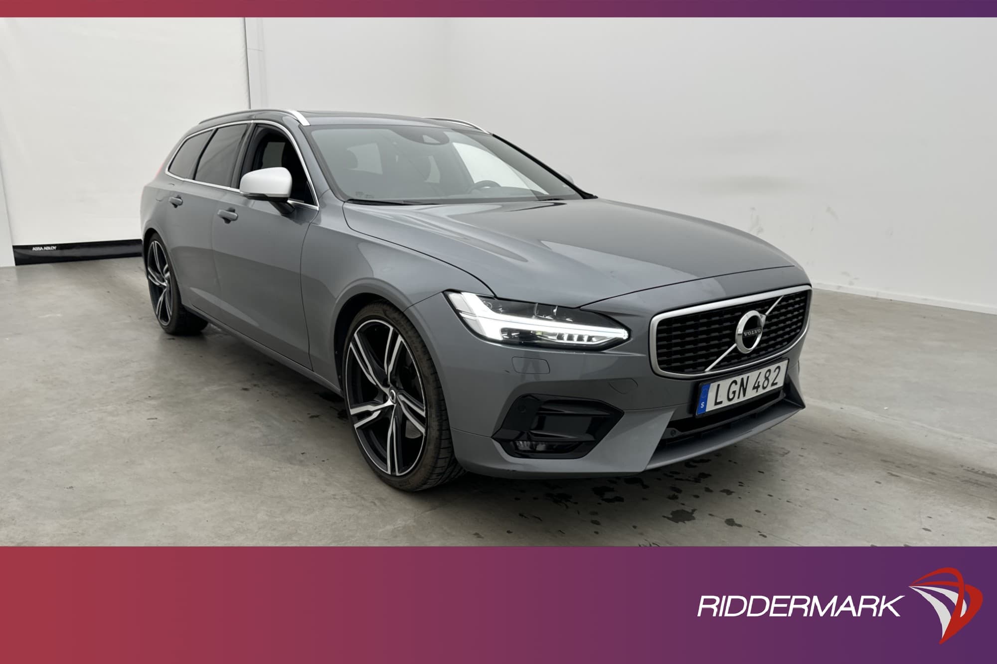 Volvo V90 D5 AWD 235hk