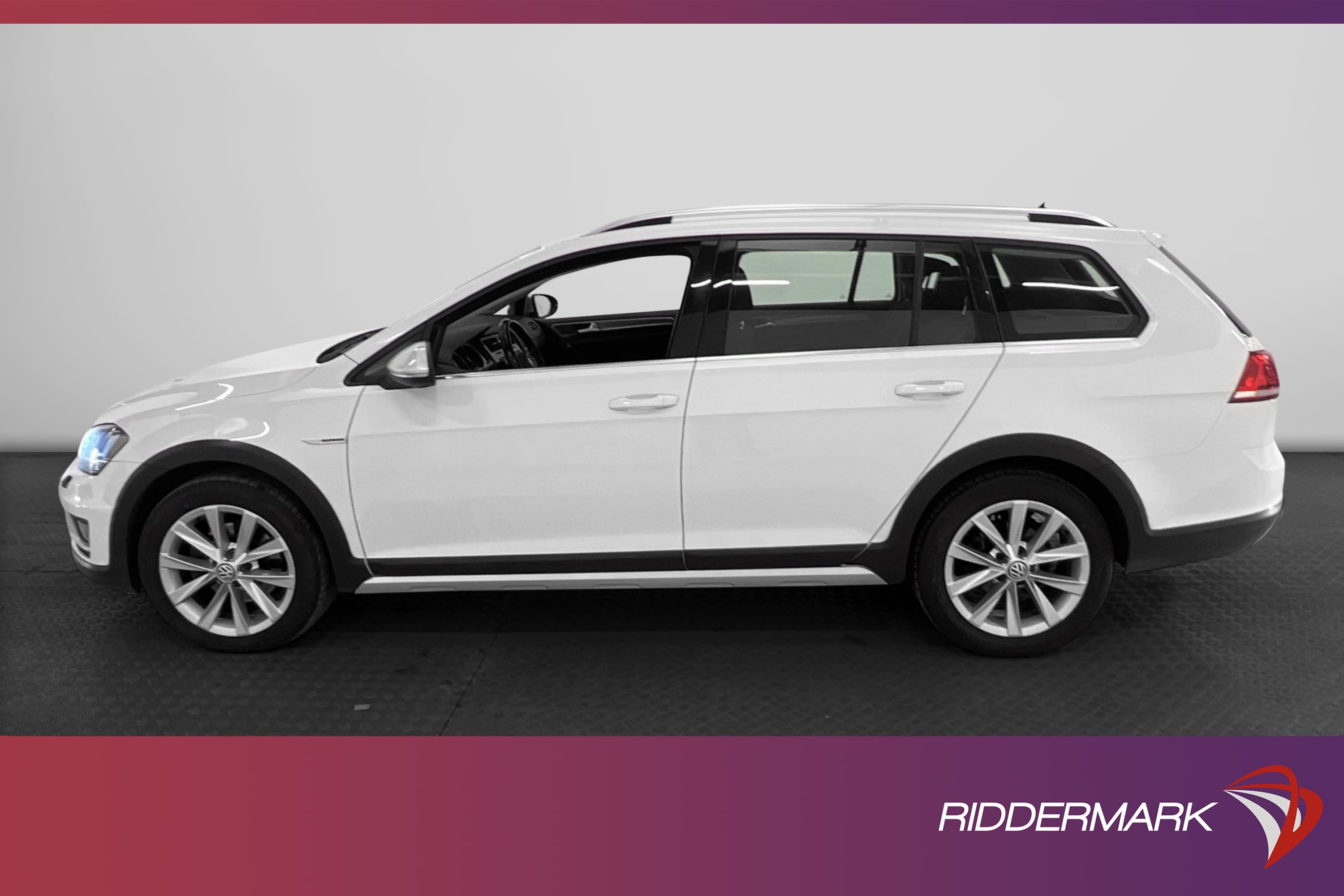 Volkswagen Golf Alltrack 2.0 TDI 4M 184hk Värmare Dragkrok 