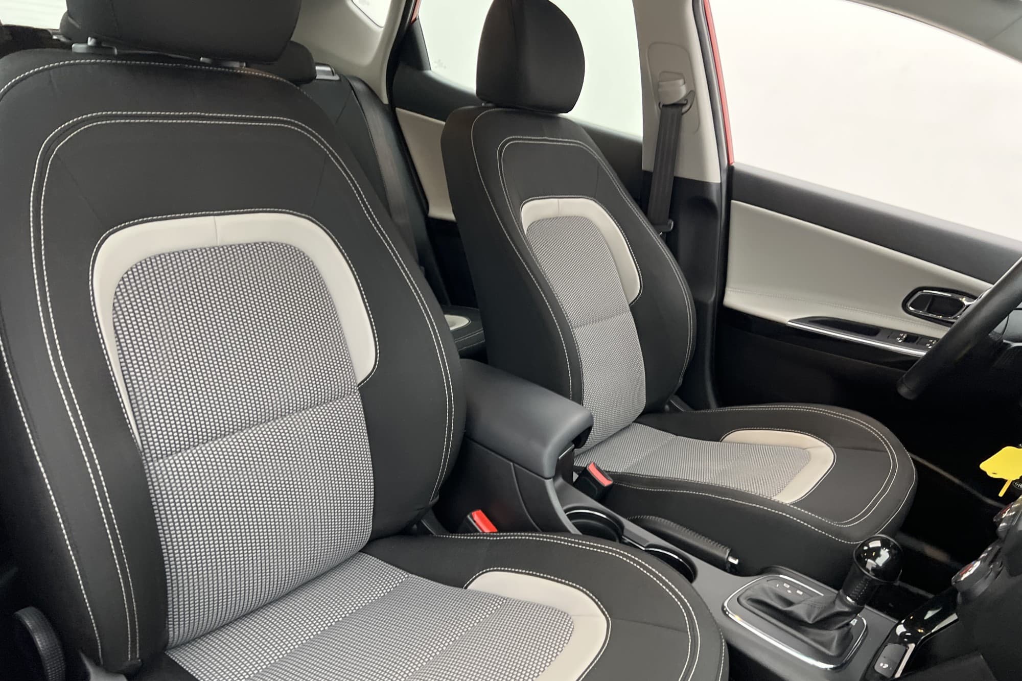 Kia Ceed 1.6 GDI 135hk P-Sensorer Rattvärme Farthållare