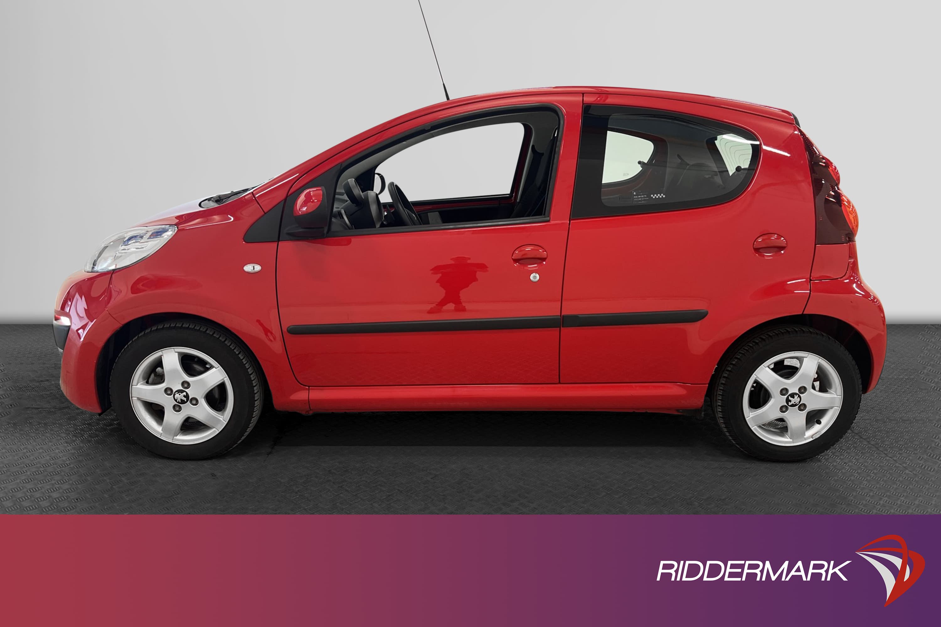 Peugeot 107 1.0 68hk 360kr Skatt