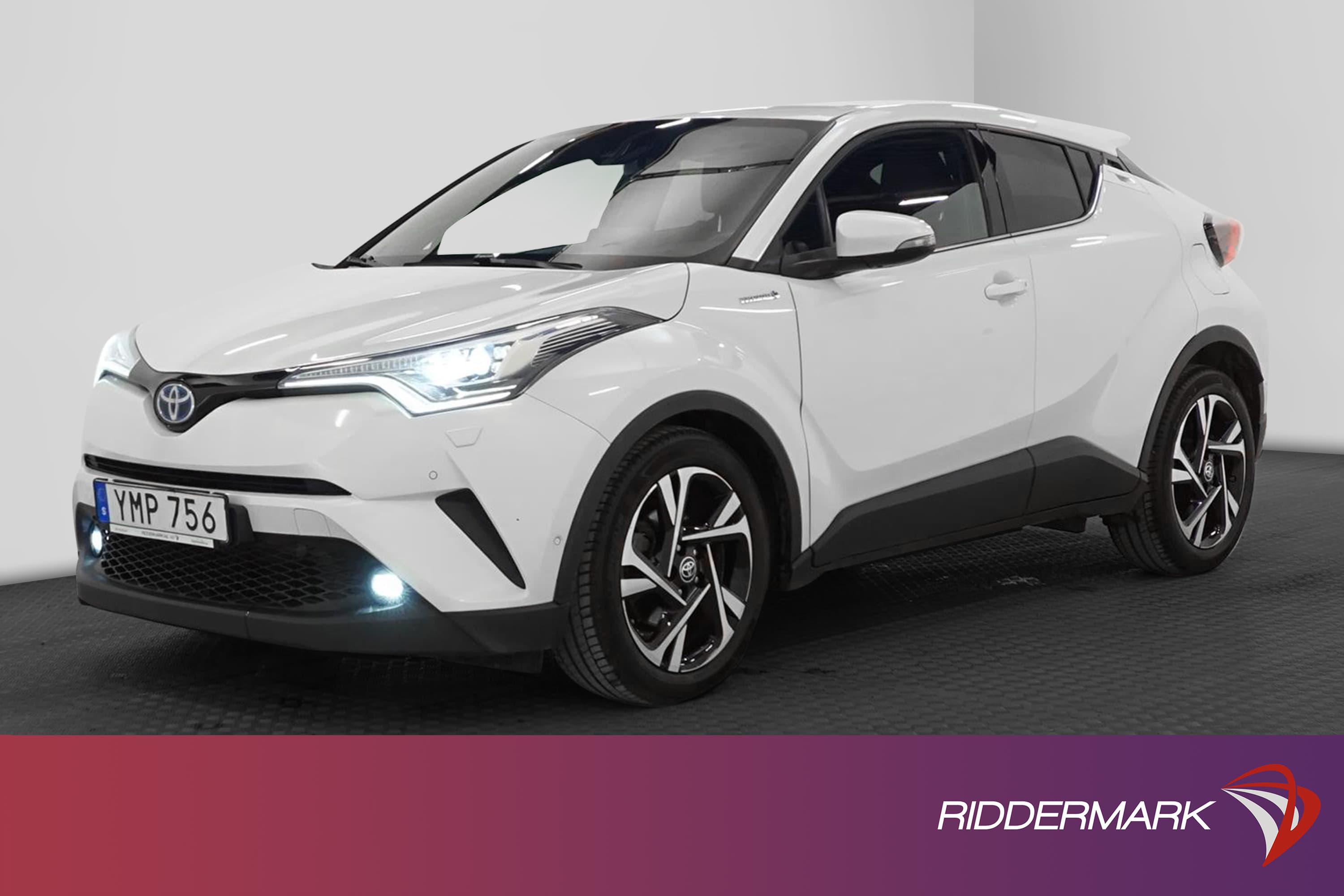 Toyota C-HR Hybrid CVT 122hk Executive M-Värm JBL Navigator