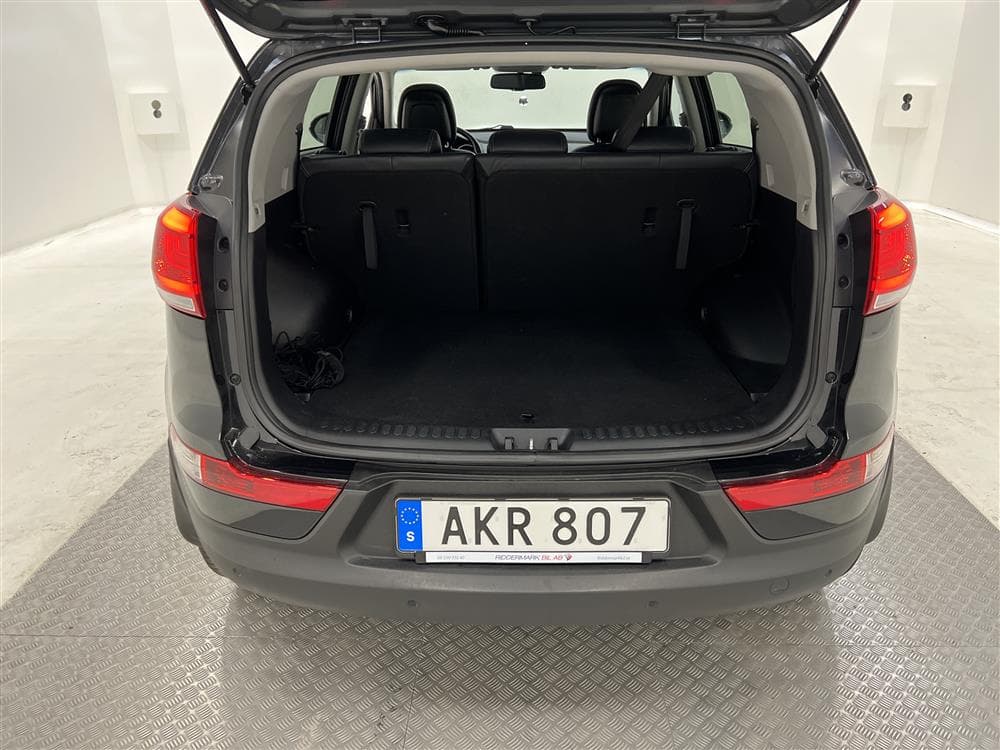 Kia Sportage 2.0 CRDi AWD 184hk Panorama Kamera Navi Skinninteriör