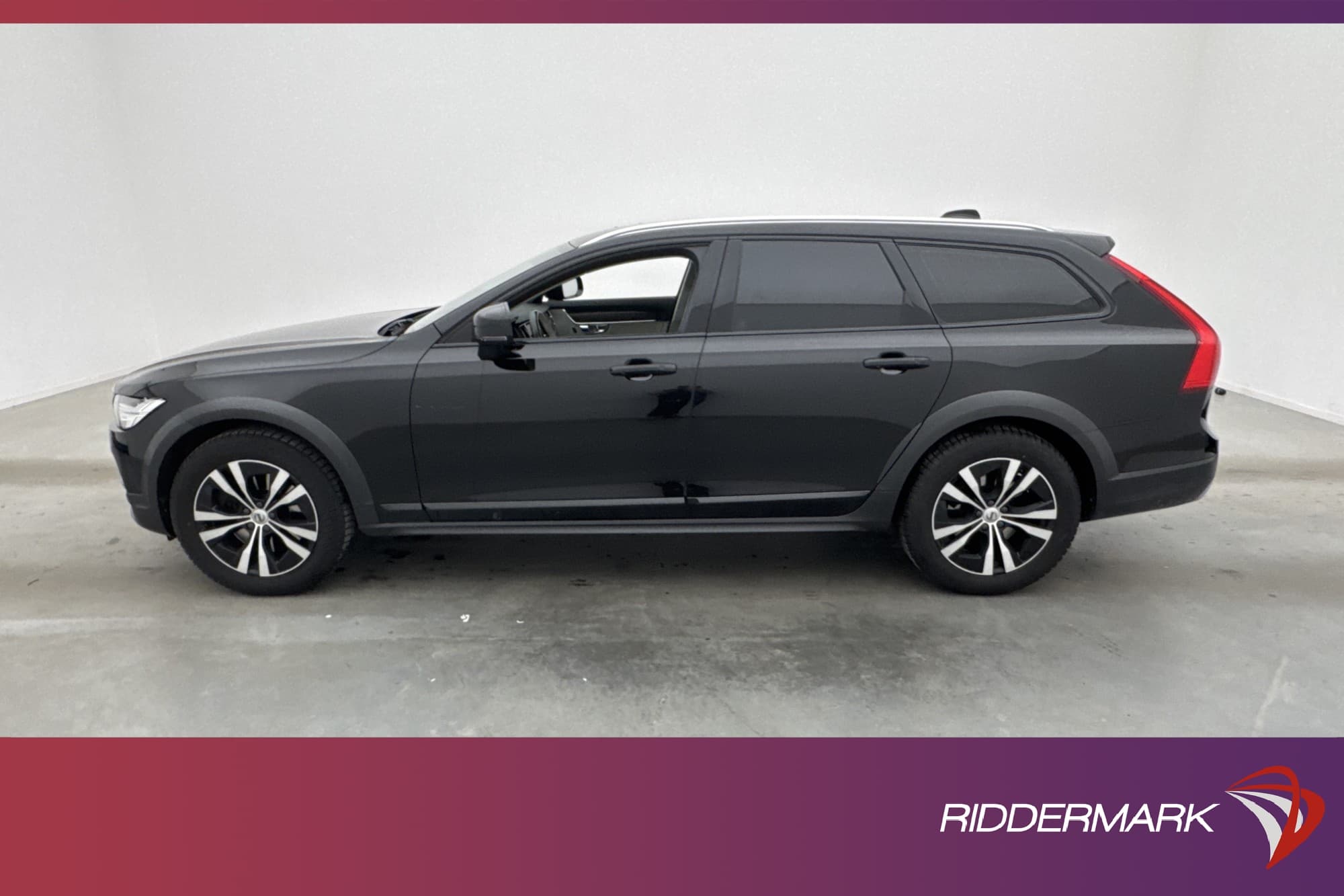 Volvo V90 Cross Country D4 AWD