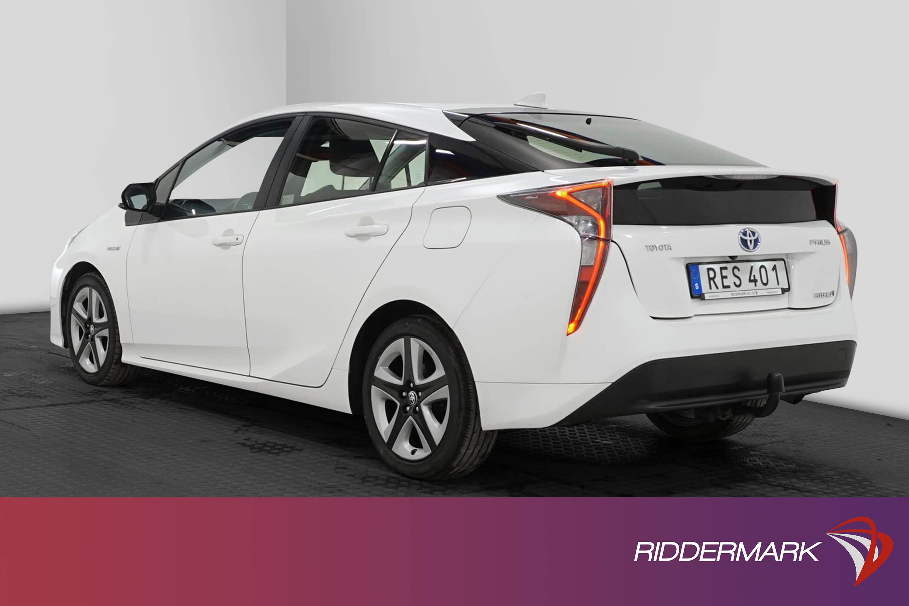 Toyota Prius Hybrid CVT 122hk B-Kam L-Assist 0,33L/mil