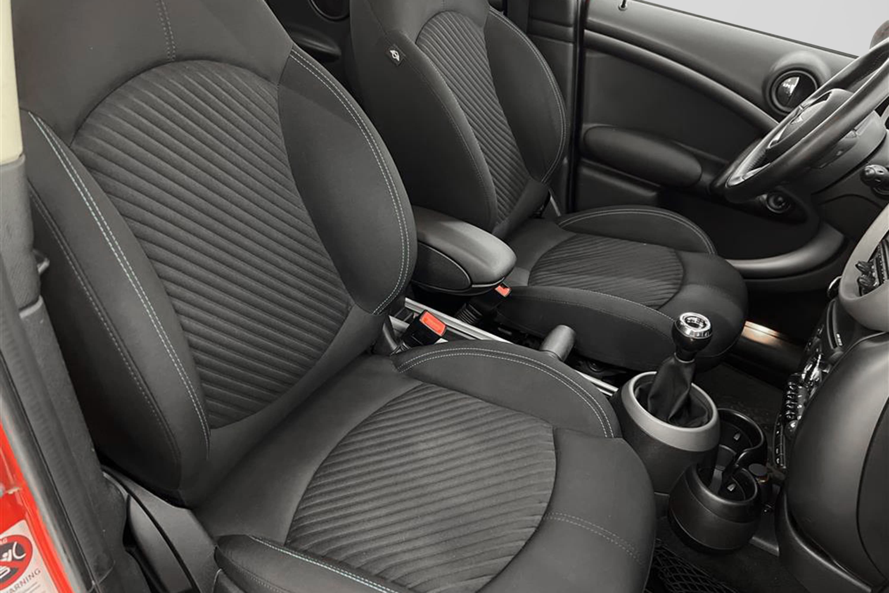 MINI Cooper SD Countryman 143hk Pepper PDC Välserv 0,46l/milinteriör