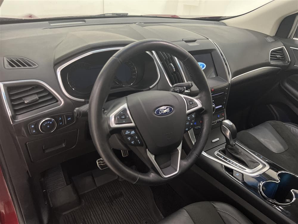 Ford Edge 2.0 210hk AWD Sport Pano Värmare Kamera 0,59l/milinteriör