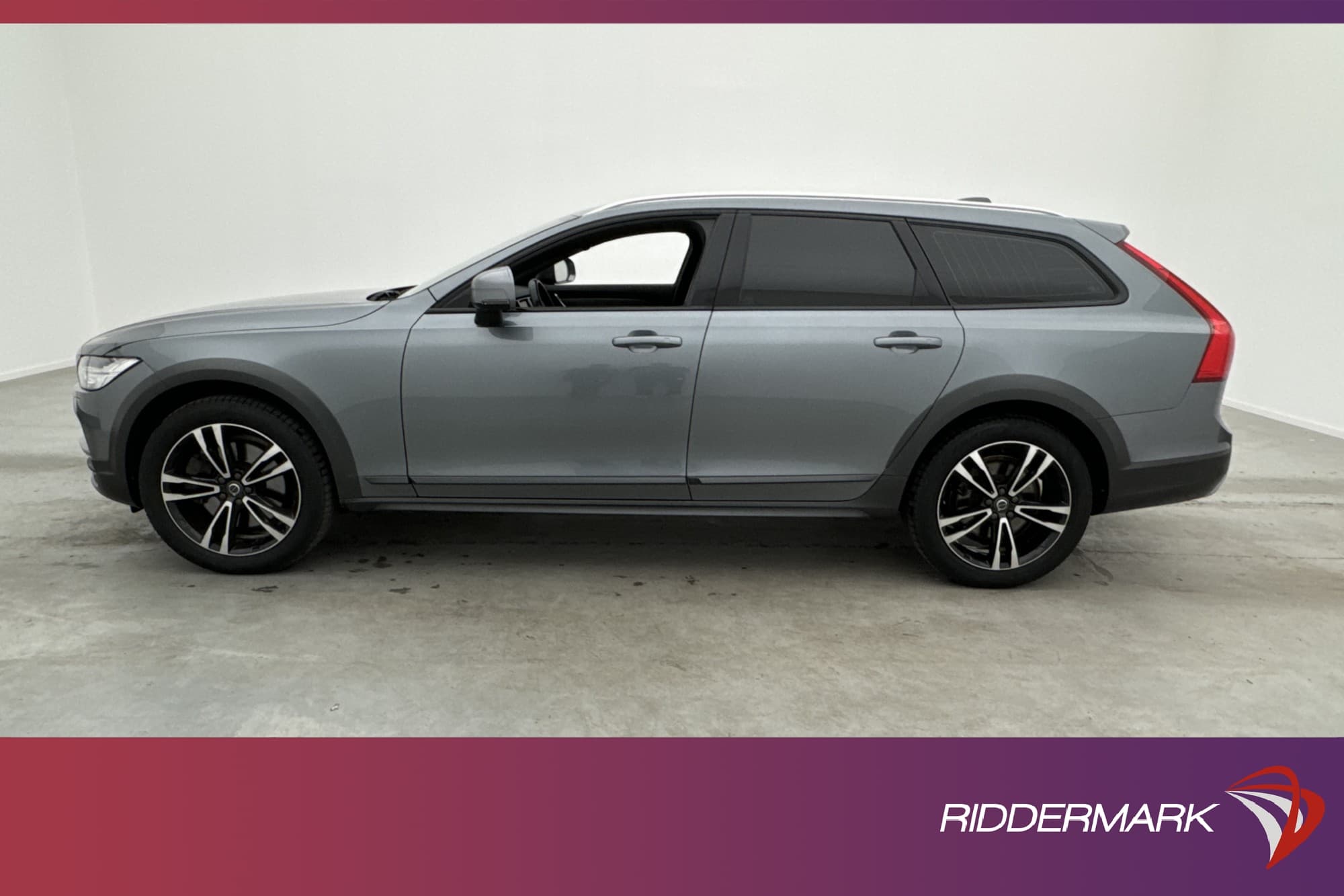 Volvo V90 Cross Country D4 AWD