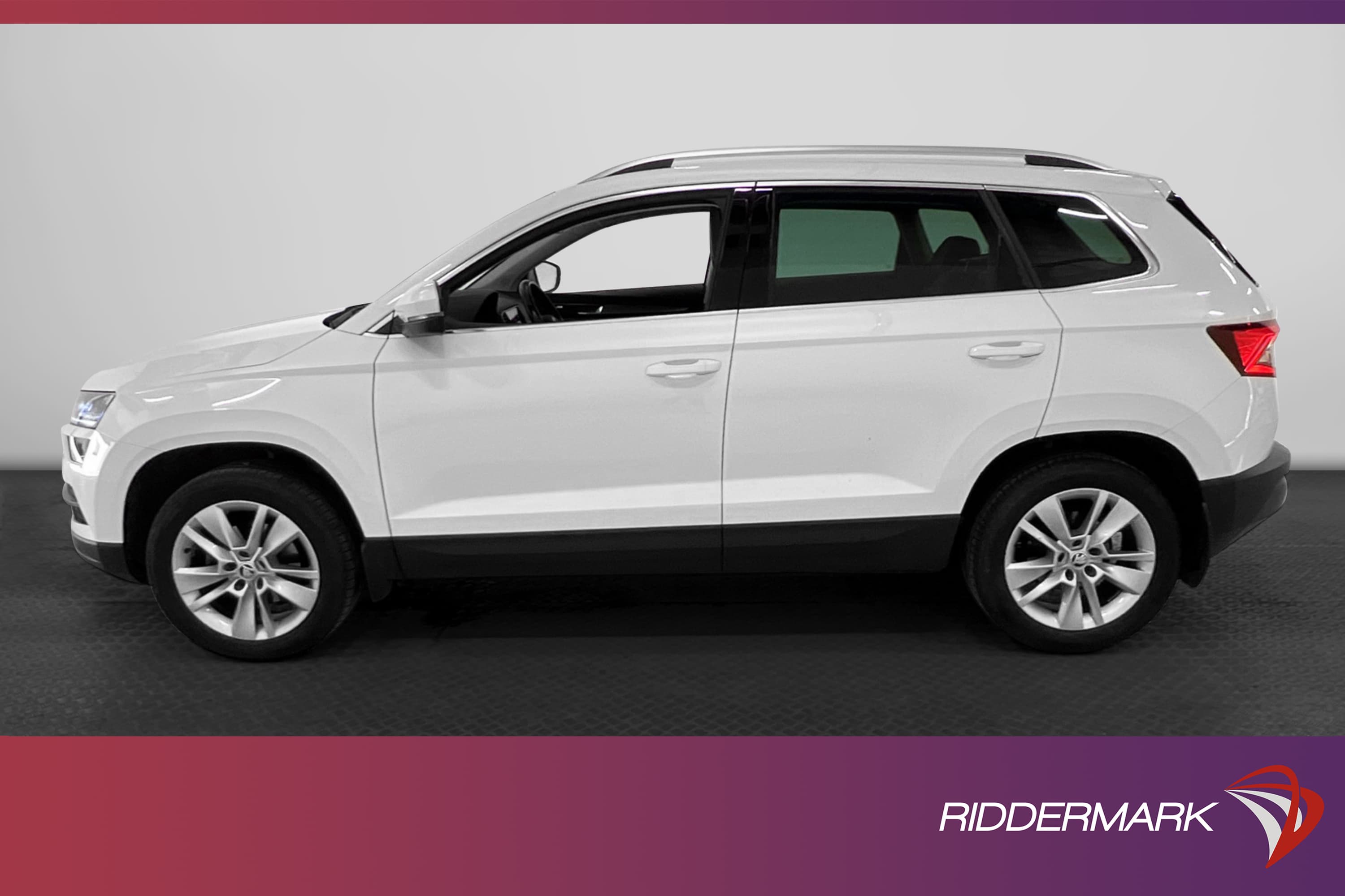 Skoda Karoq 1.5 TSI 150hk B-värm Canton B-kam Drag Adaptiv
