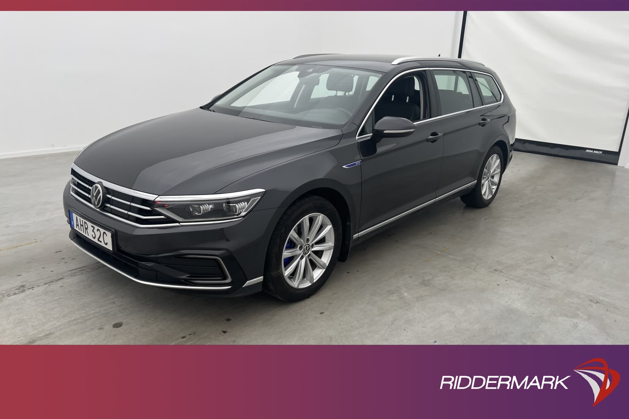 Volkswagen Passat GTE 218hk